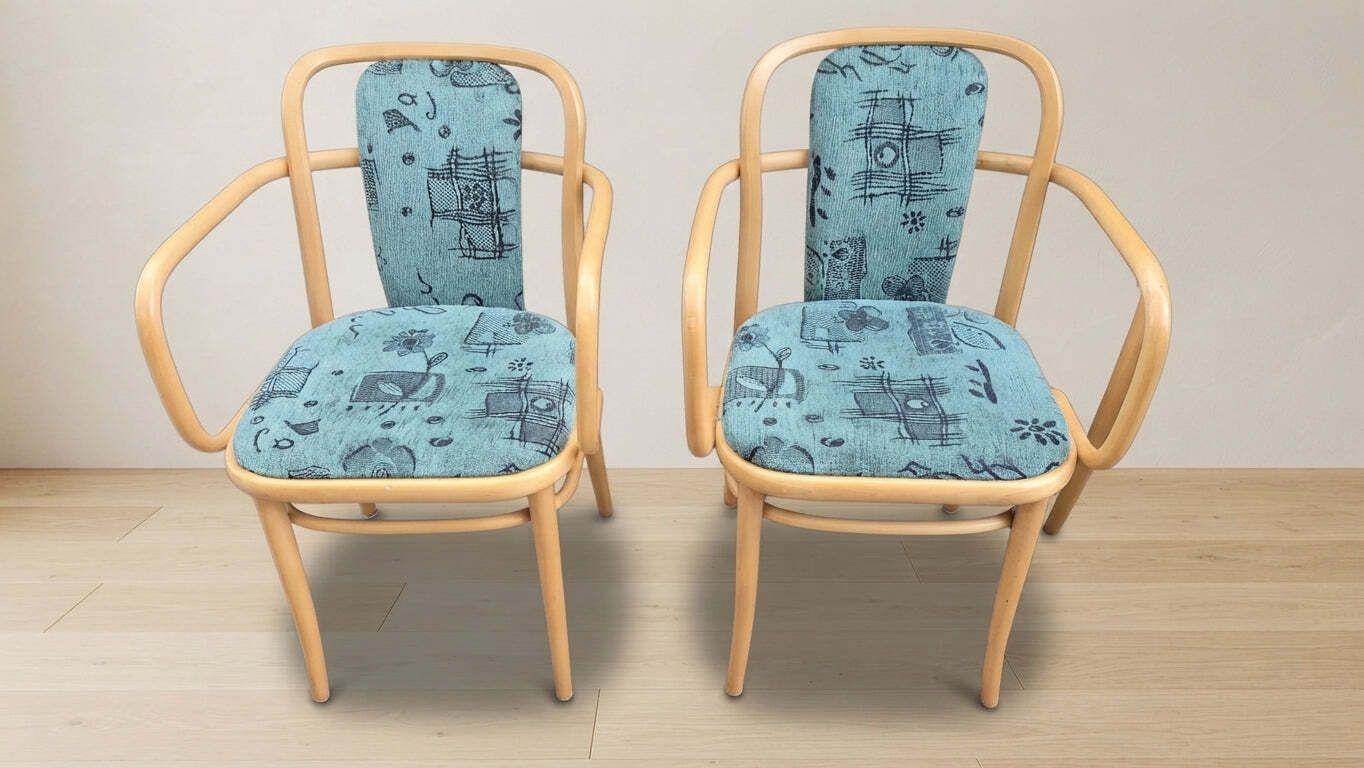 Set van 6 fauteuils A 811 van Josef Hoffmann voor Ton, gebogen beukenhout, Tsjecho-Slowakije, 55 × 50 × 80 cm photo Meubels