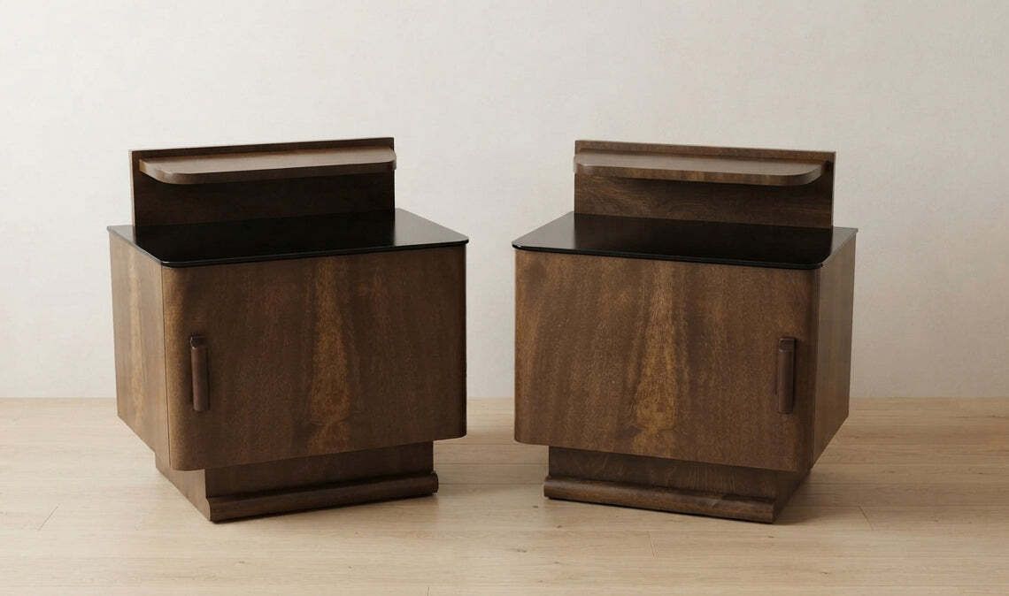Set van twee nachtkastjes van Jindřich Halabala voor UP Závody, jaren 1940, Tsjecho-Slowakije, 38 x 45 x 55 cm photo furniture