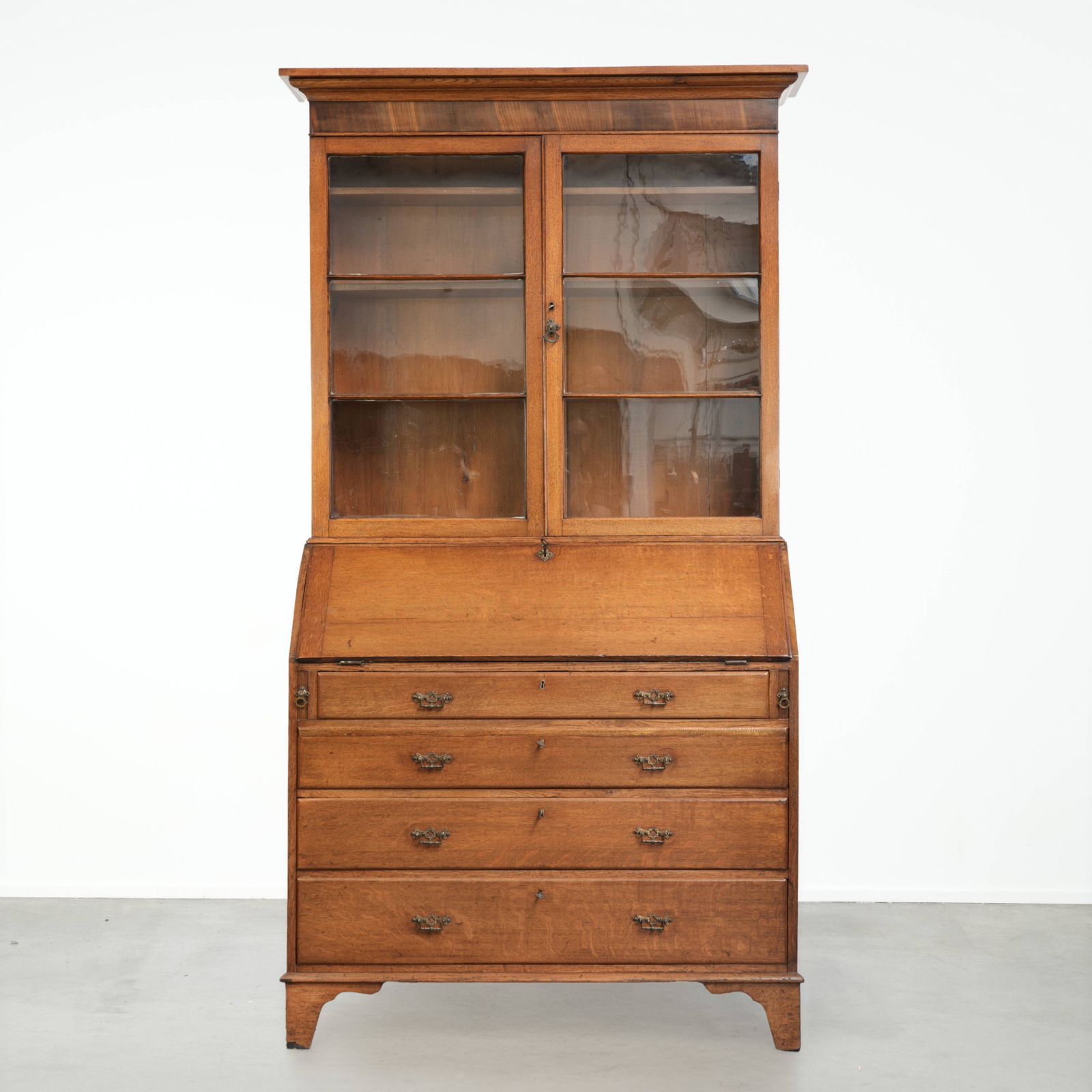 Very Nice Antique English Oak 18th Century Bookcase / Secretary With Rebellion And Original Glass