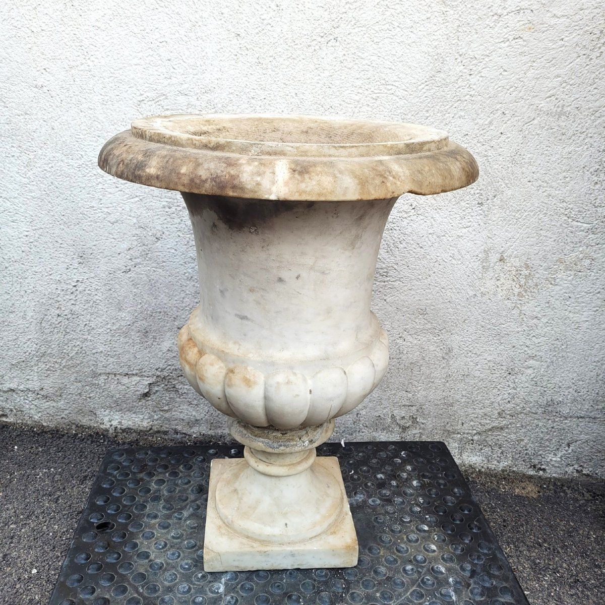 1450.0 "Medici" vaas in wit marmer, eind 18e tot begin 19e eeuw photo