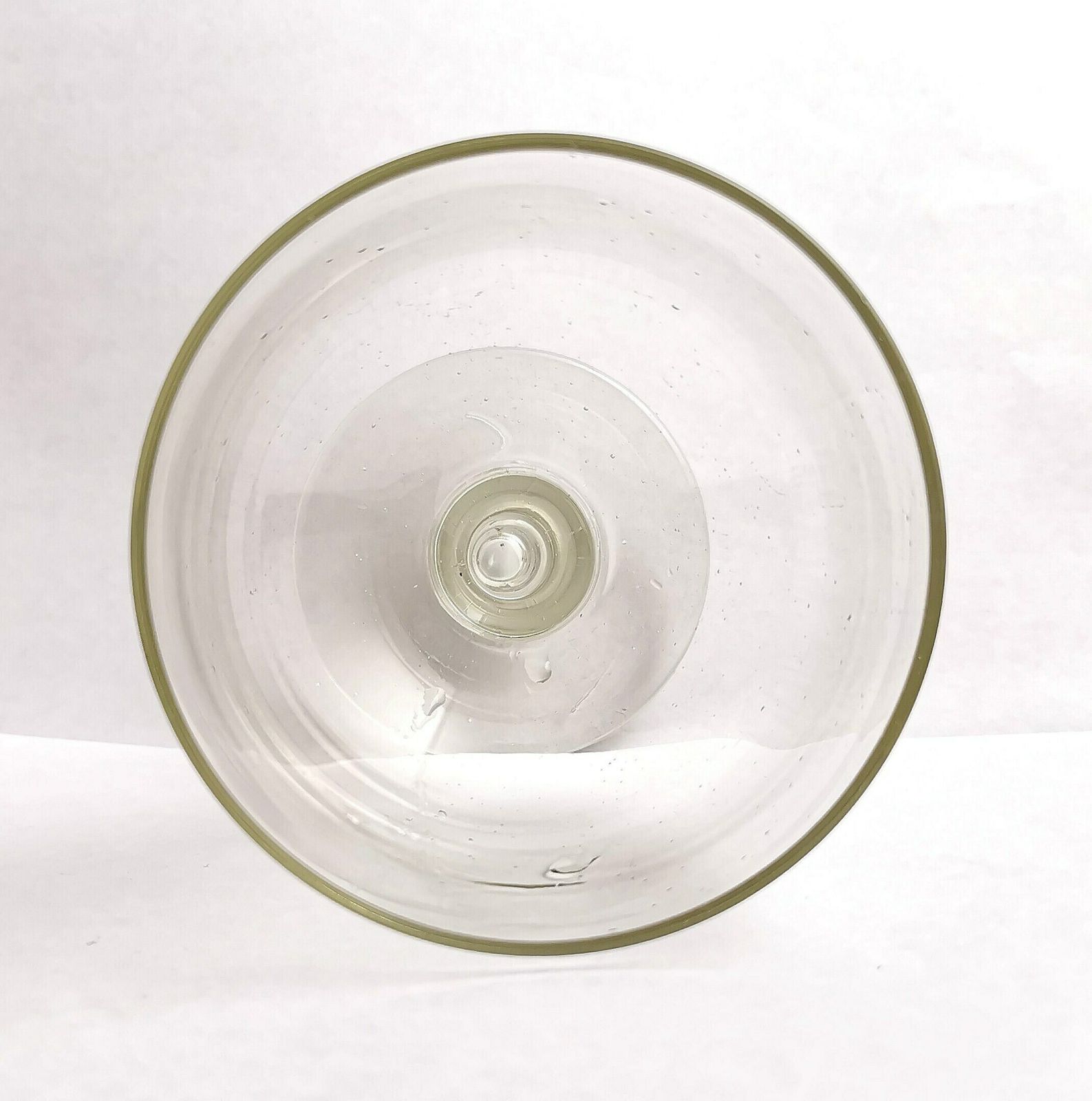Antieke Victoriaanse glazen schaaltjes op voet, dessertschaaltjes, ijs photo buy