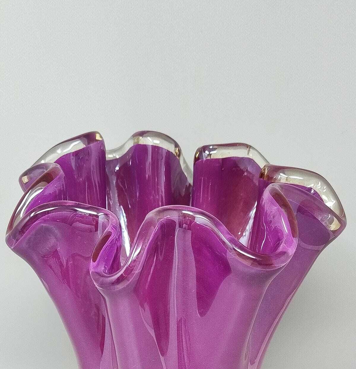Vase fazzoletto en verre de Murano rose magenta Michielotto, années 1970. photo buy