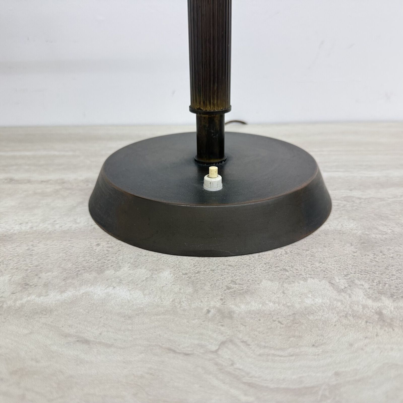 Mid Century Italiaanse Messing Tafel Bureaulamp met Pantograafarm, jaren 1940 photo buy