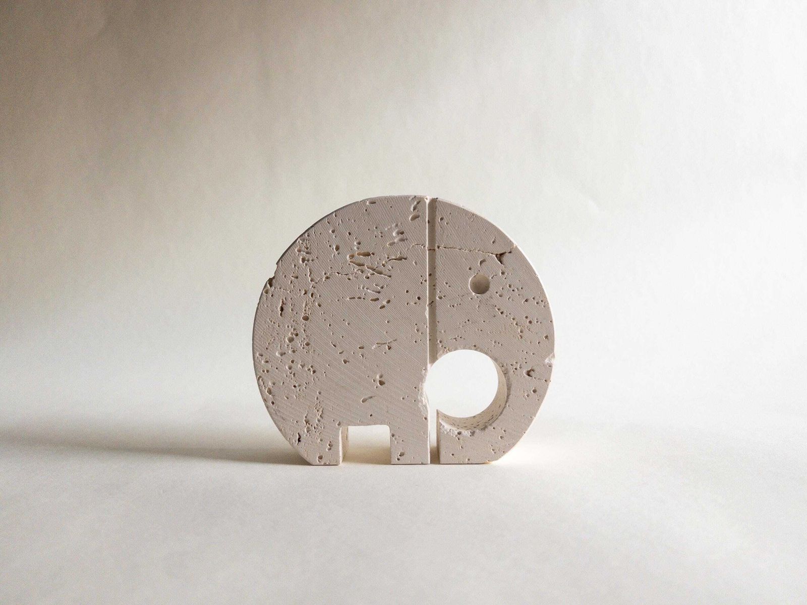 Travertine Elephant Letter Holder By Fratelli Mannelli   Enzo Mari Sculpture   Vintage Italian Design photo Kunst