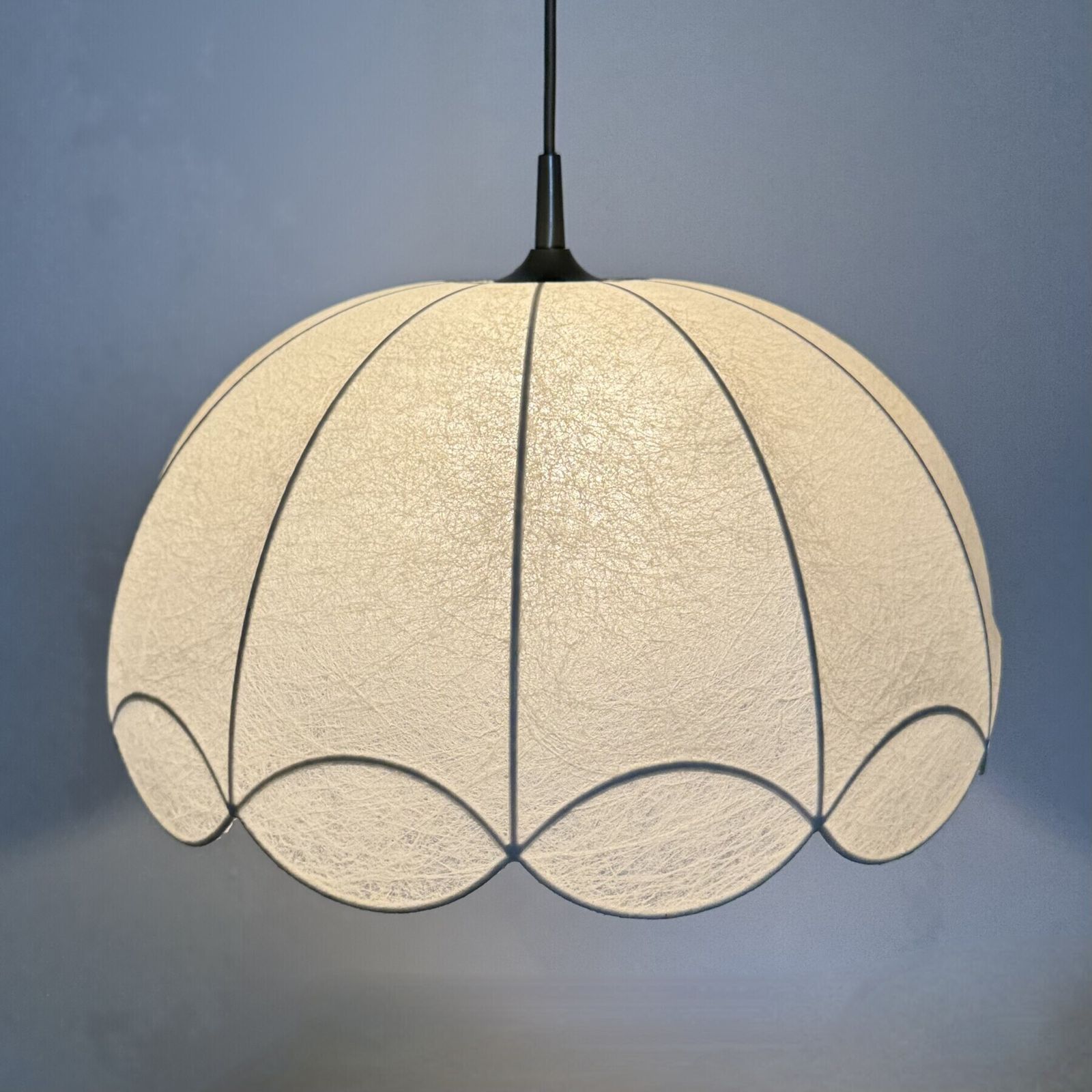 Duitse Mid-Century "Cocoon" Wavy Chandelier van Goldkant, jaren 1970 photo vinterior