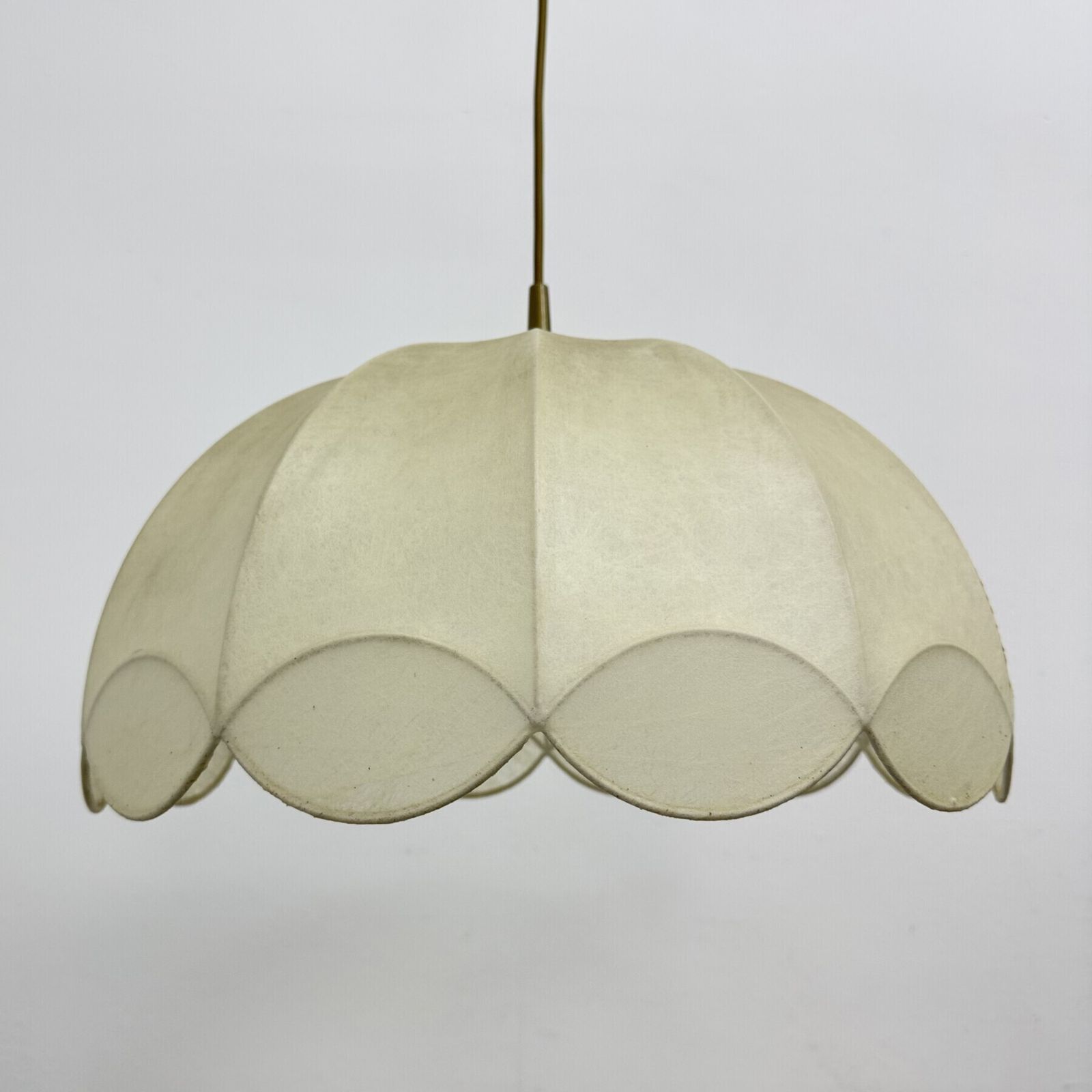 photo buy Duitse Mid-Century "Cocoon" Wavy Chandelier van Goldkant, jaren 1970
