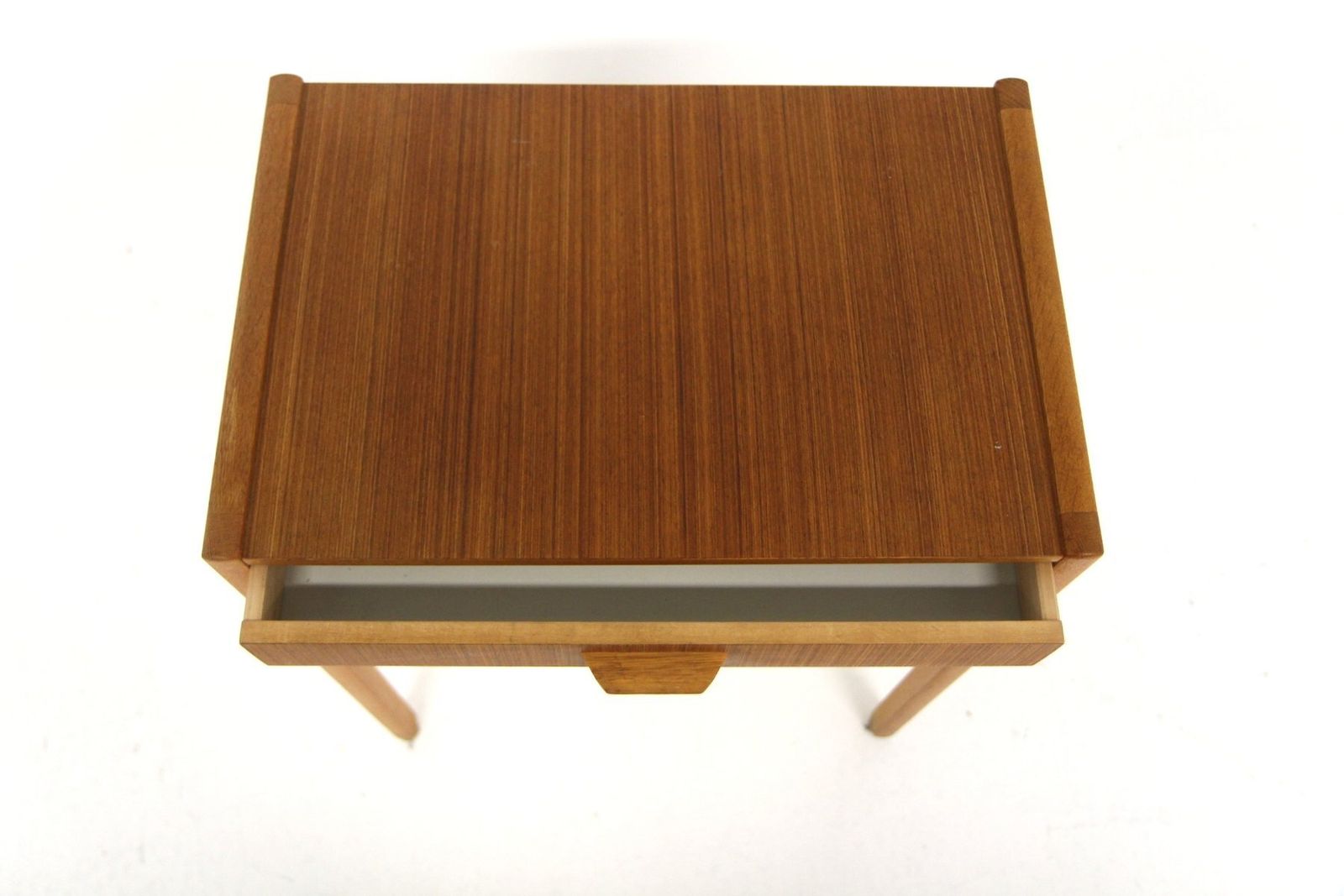 Table de chevet scandinave en teck, Suède, 1960. photo for sale