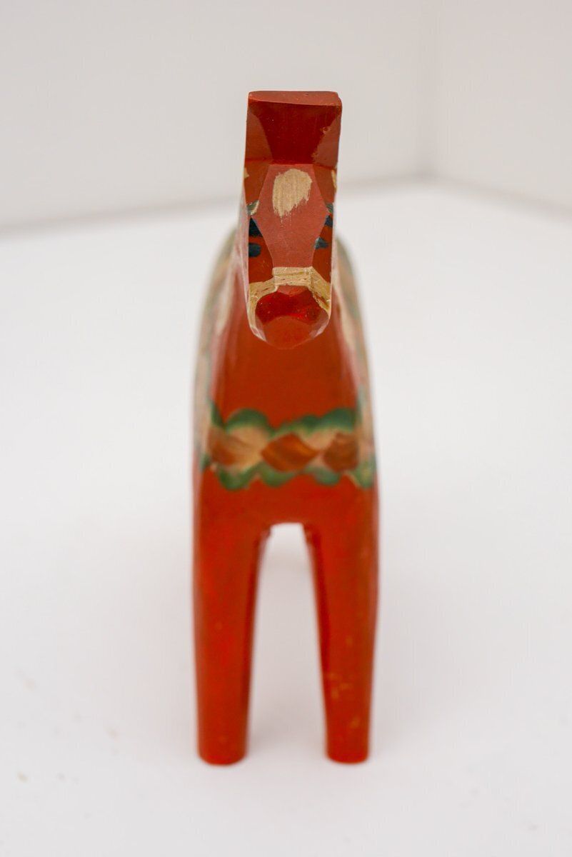 Traditional Swedish Handpainted Dala Horse From Grannas Olsson, Nusnäs, 1950s. photo furniture
