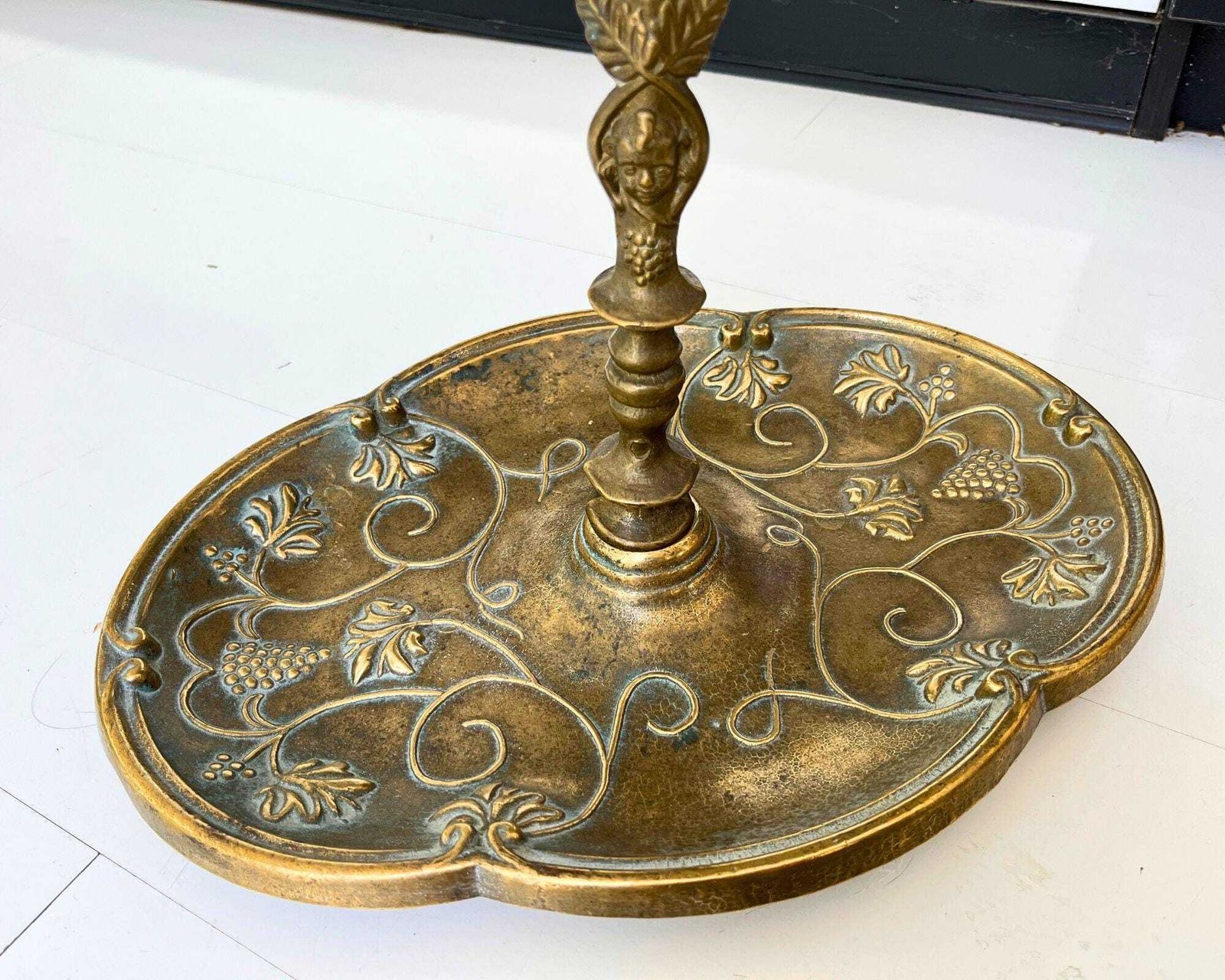 Paraplubak | Bronzen Stokkenstandaard | Victoriaanse Stijl voor de Gang. photo for sale