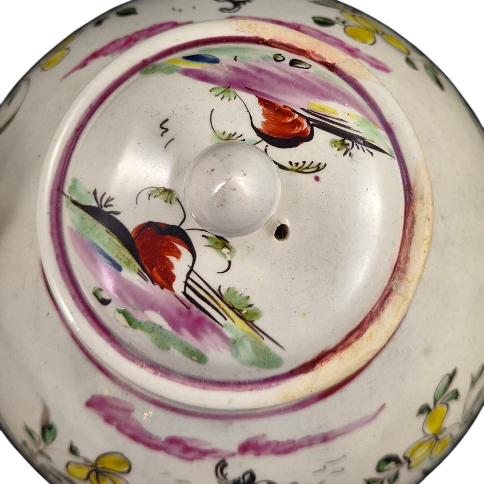 photo for sale Zeldzame 18e-eeuwse chinoiserie creamware theepot, waarschijnlijk Engels