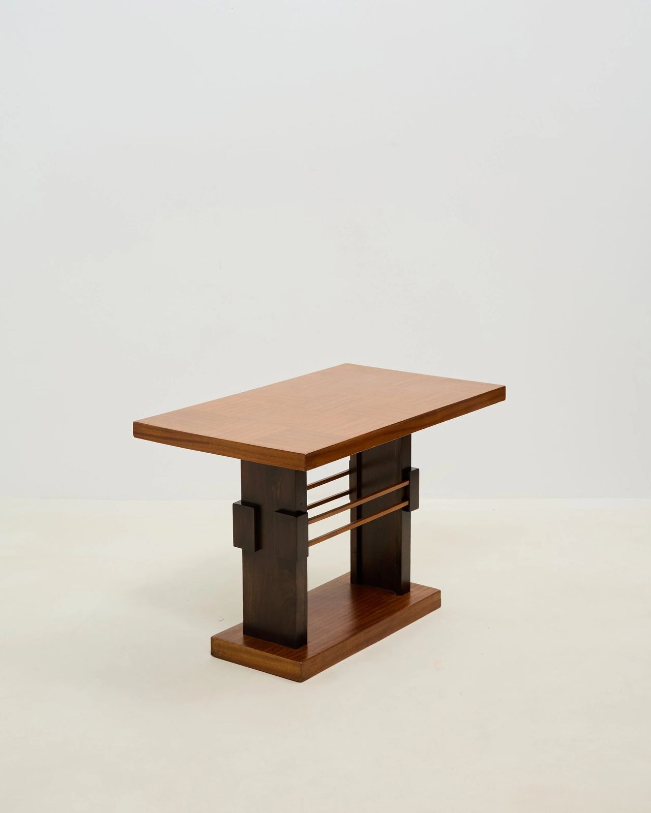 Geblokte bijzettafel, jaren 1950 photo furniture