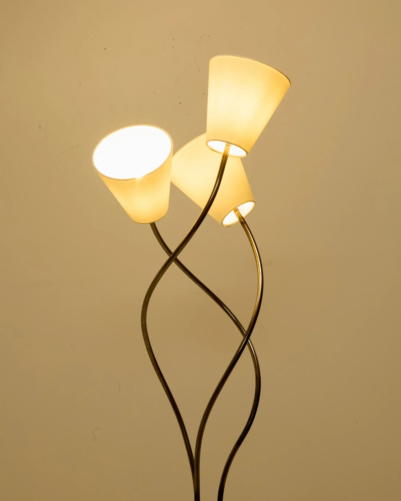 Triple Sprung Lamp, jaren 1980 photo vinterior