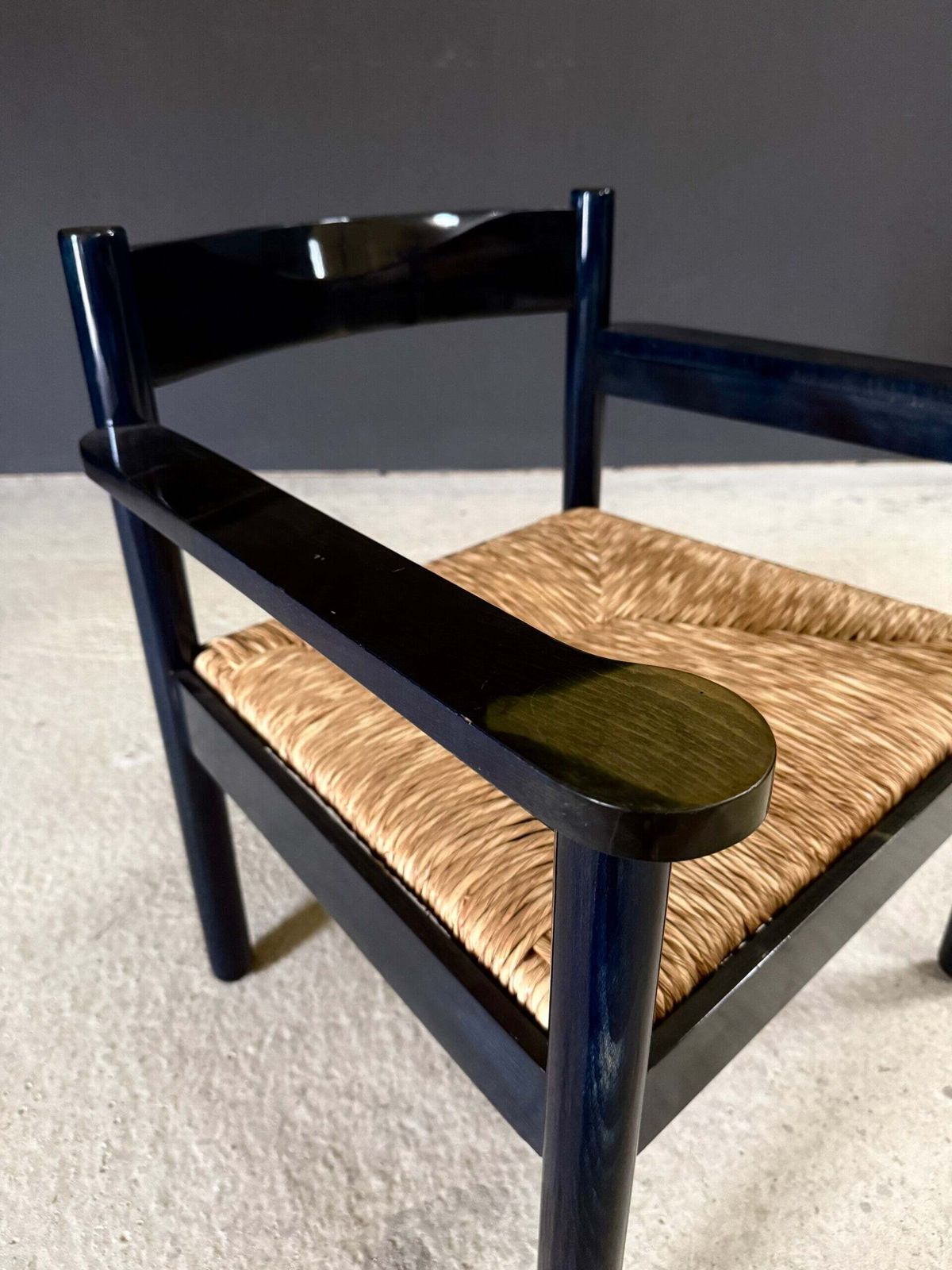 photo vintage Mcm Design Black Lounge Chair By Vico Magistretti