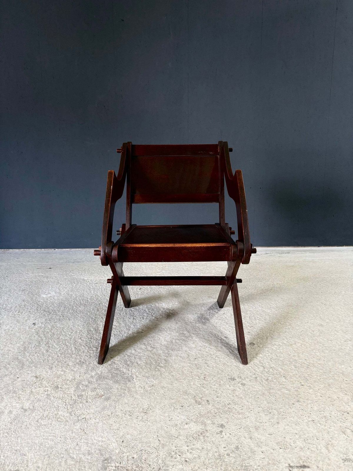 Early 20th Century Design Glastonbury X Frame Chair photo buy