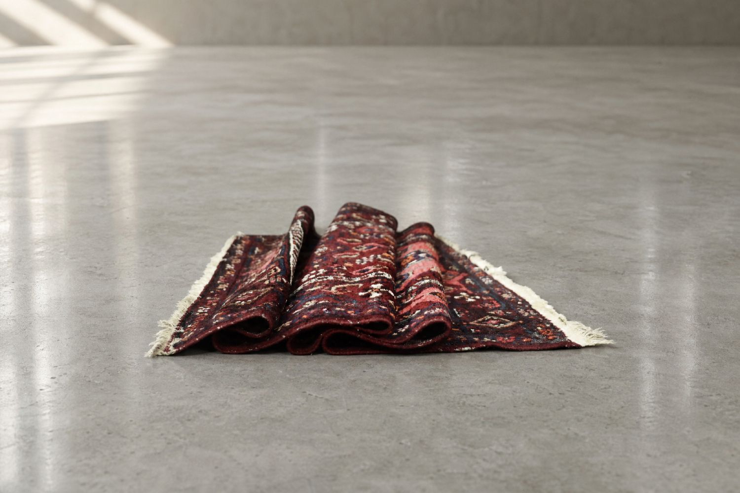 Hand Woven Middle Eastern Oriental Hamadan Rug, 1960s photo vinterior