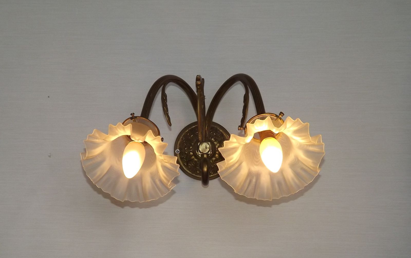 French Vintage Double Brass Wall Light Ornate Scrolled Arms Frilled Glass Shades