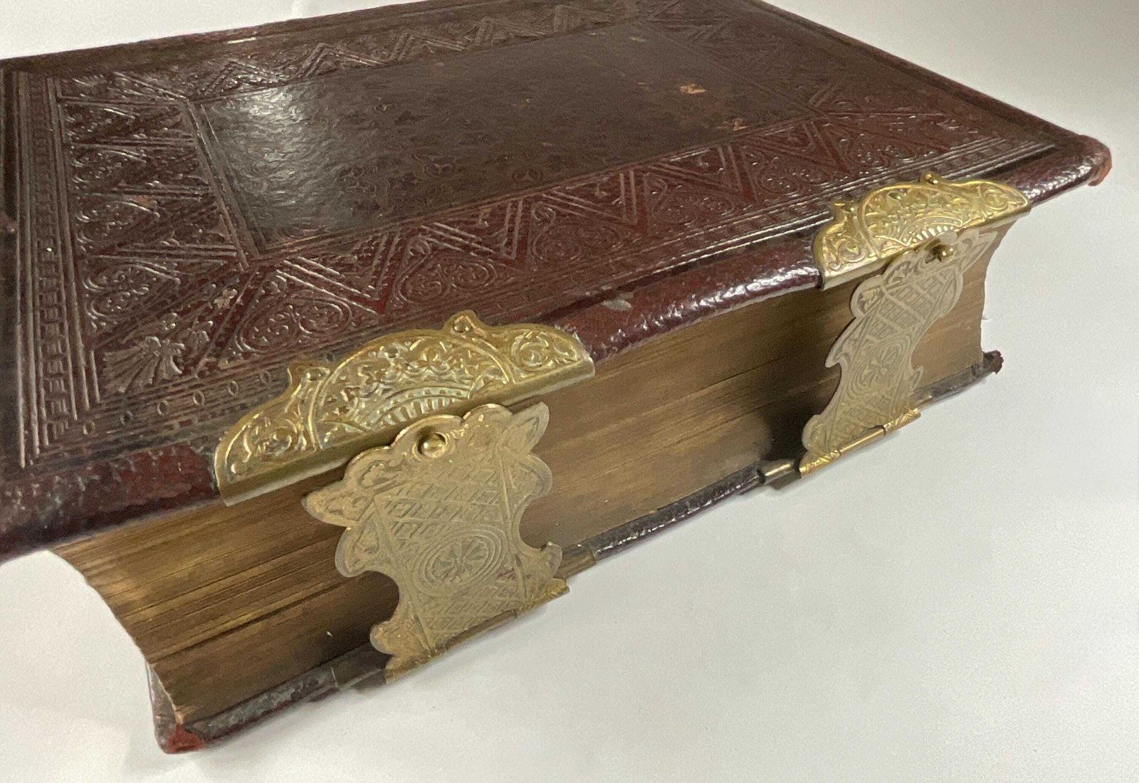 Antique Victorian Family Bible With Brass Clasps (Circa 1870s) | Blackie & Son Folio photo Home Decor