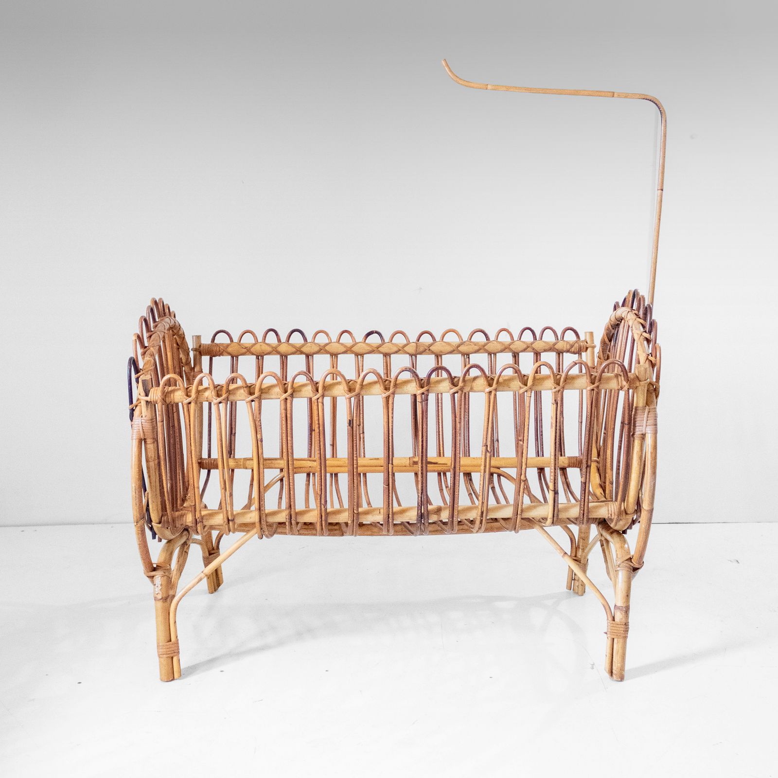 Mid-Century Modern Bamboo Baby Cradle, Bonacina Style, Italy 1960s photo 1250.0