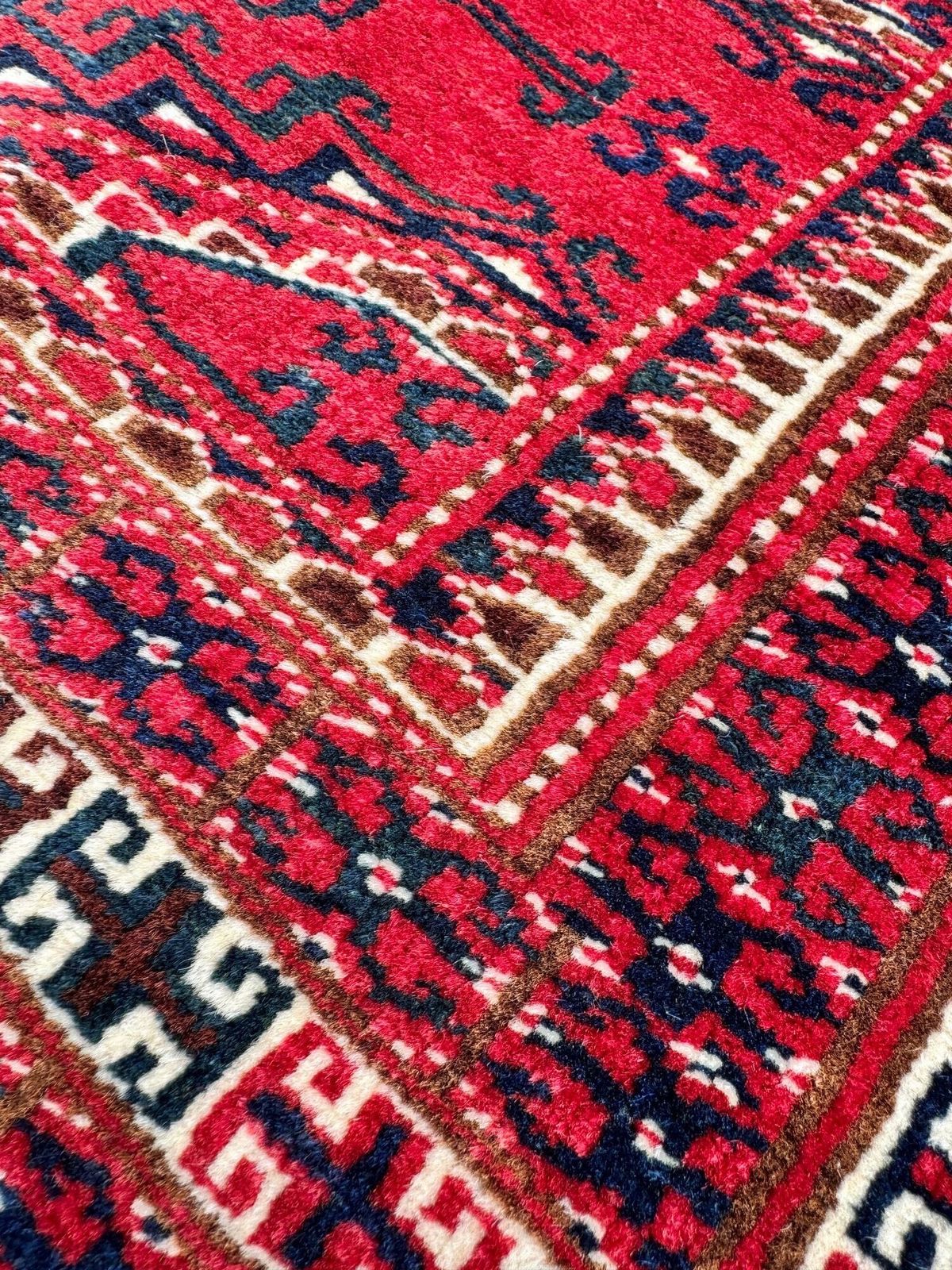 photo for sale Vintage Turkmen Yomut vloerkleed 1,22 m x 0,95 m