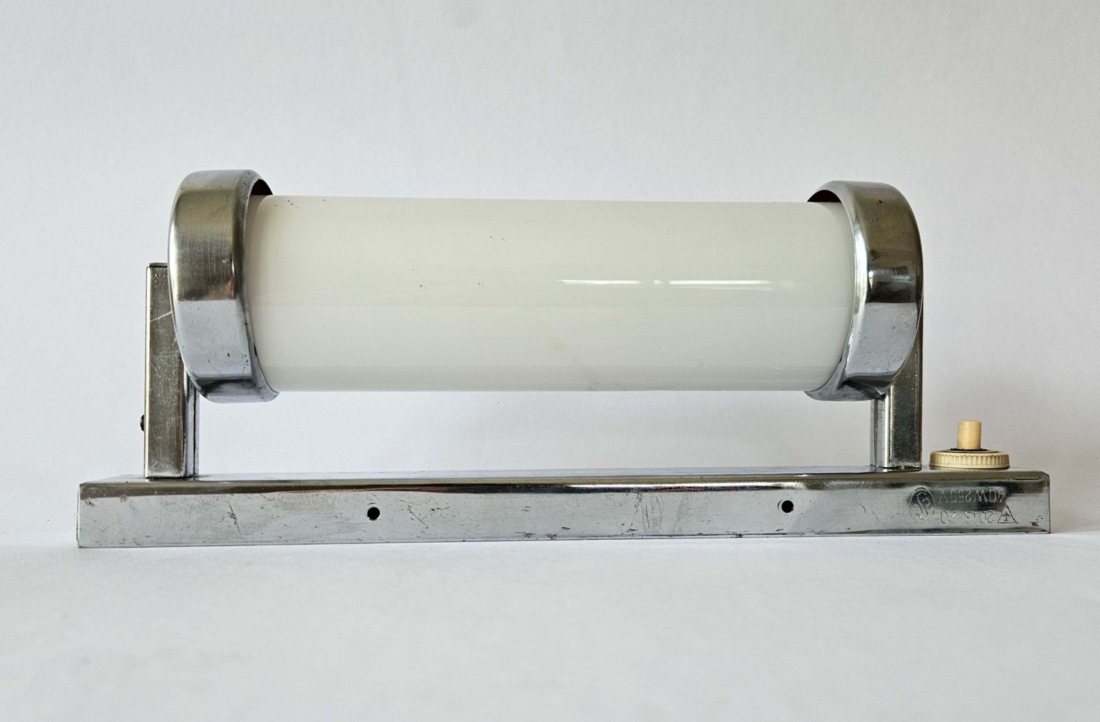 Zeldzame chromen wandlamp, Bauhaus, art deco, functionalisme, jaren 1930 photo for sale
