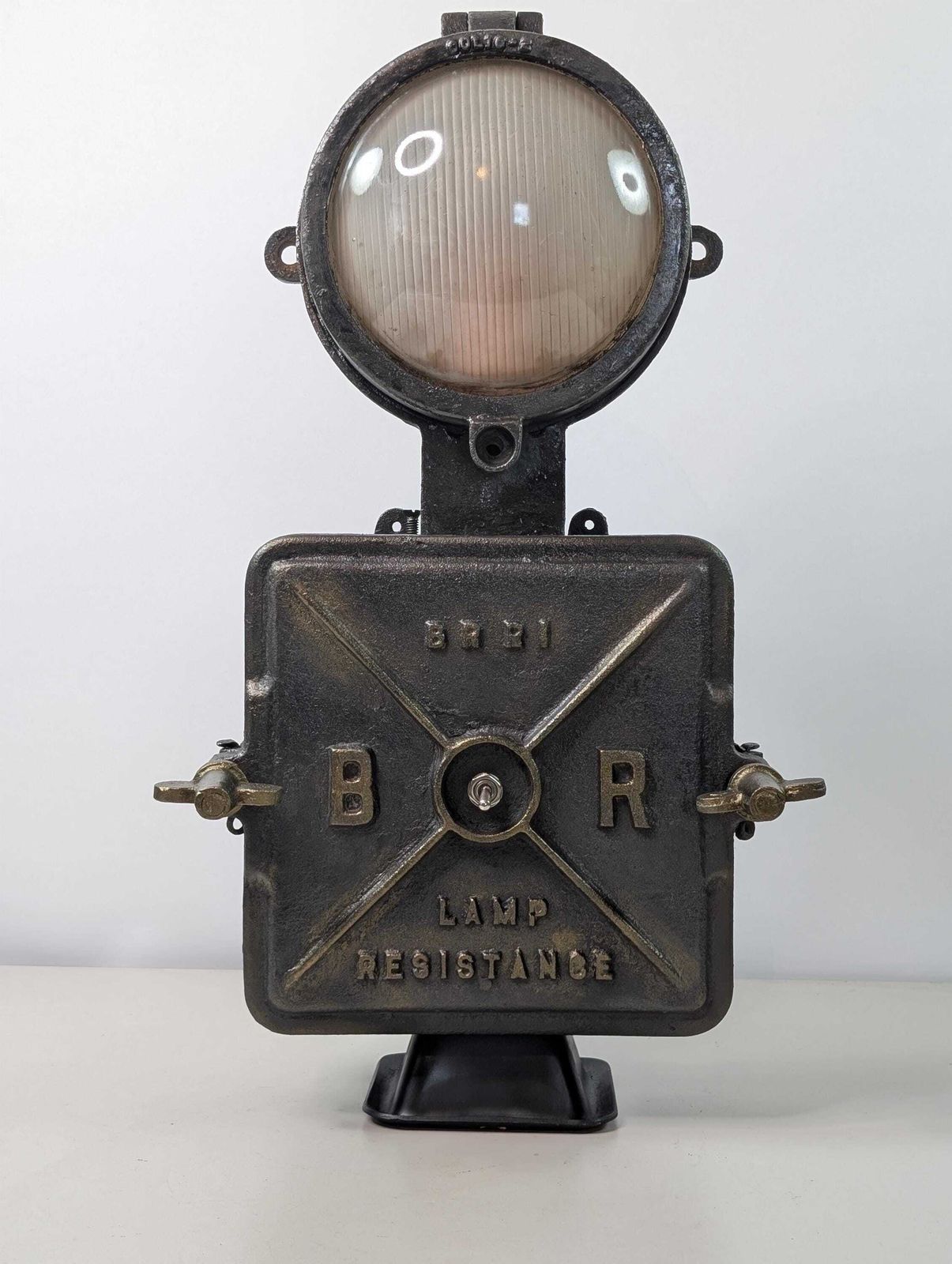 Vintage British Railways Br Lamp Resistance Box – Upcycled Cast Iron Industrial Table Lamp photo vinterior