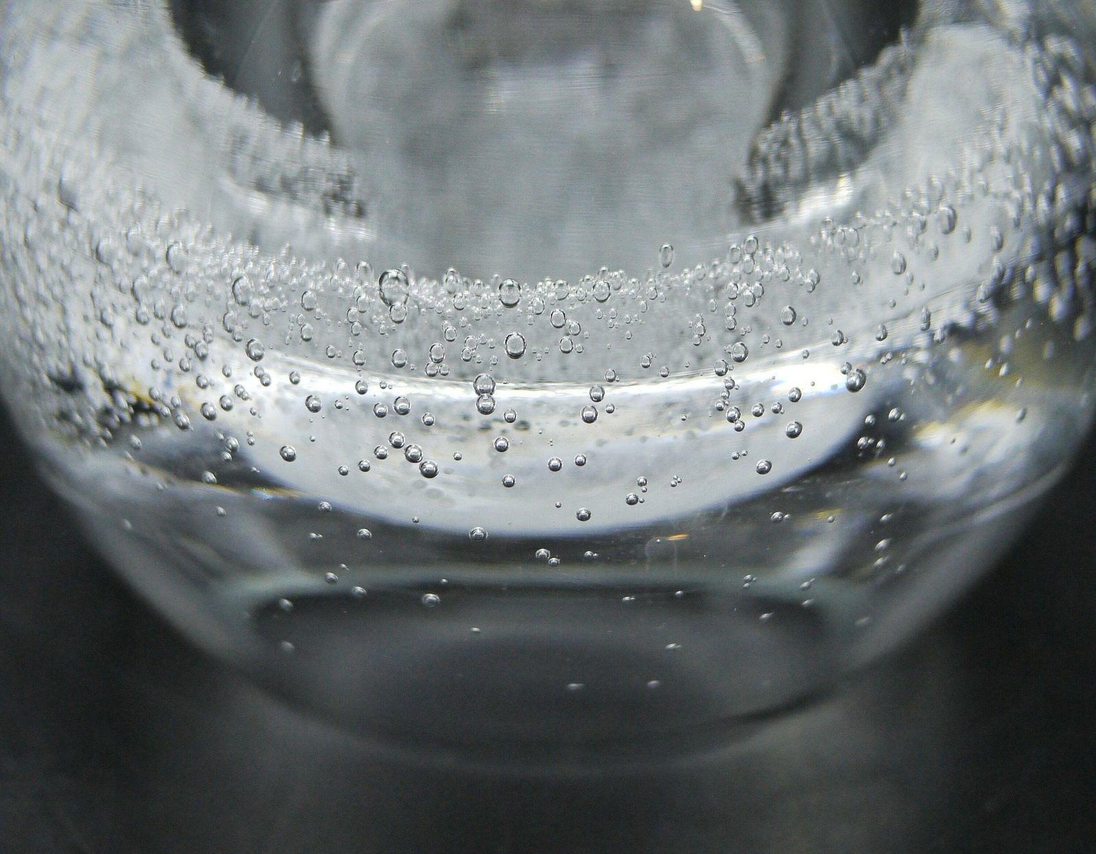 Kristallen Bubble Glazen Presse-papier Knopvaas photo vinterior