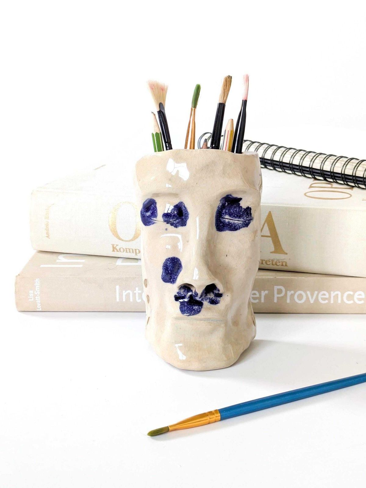Vintage Studio Pottery Gezichtsmasker Wandhanger Vaas Sculptuur of Pennenhouder, Gesigneerd door Kunstenaar
