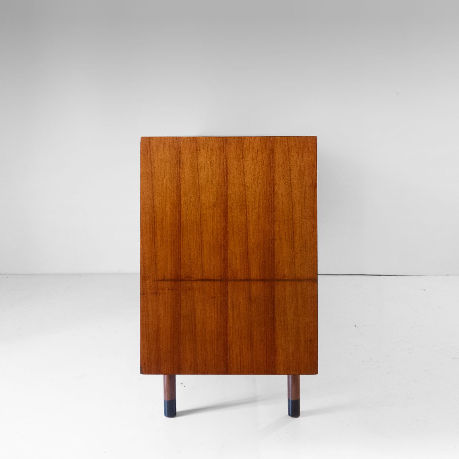 Enfilade mid-century modern en teck par George Coslin pour Faram, Italie, années 1960 photo vinterior