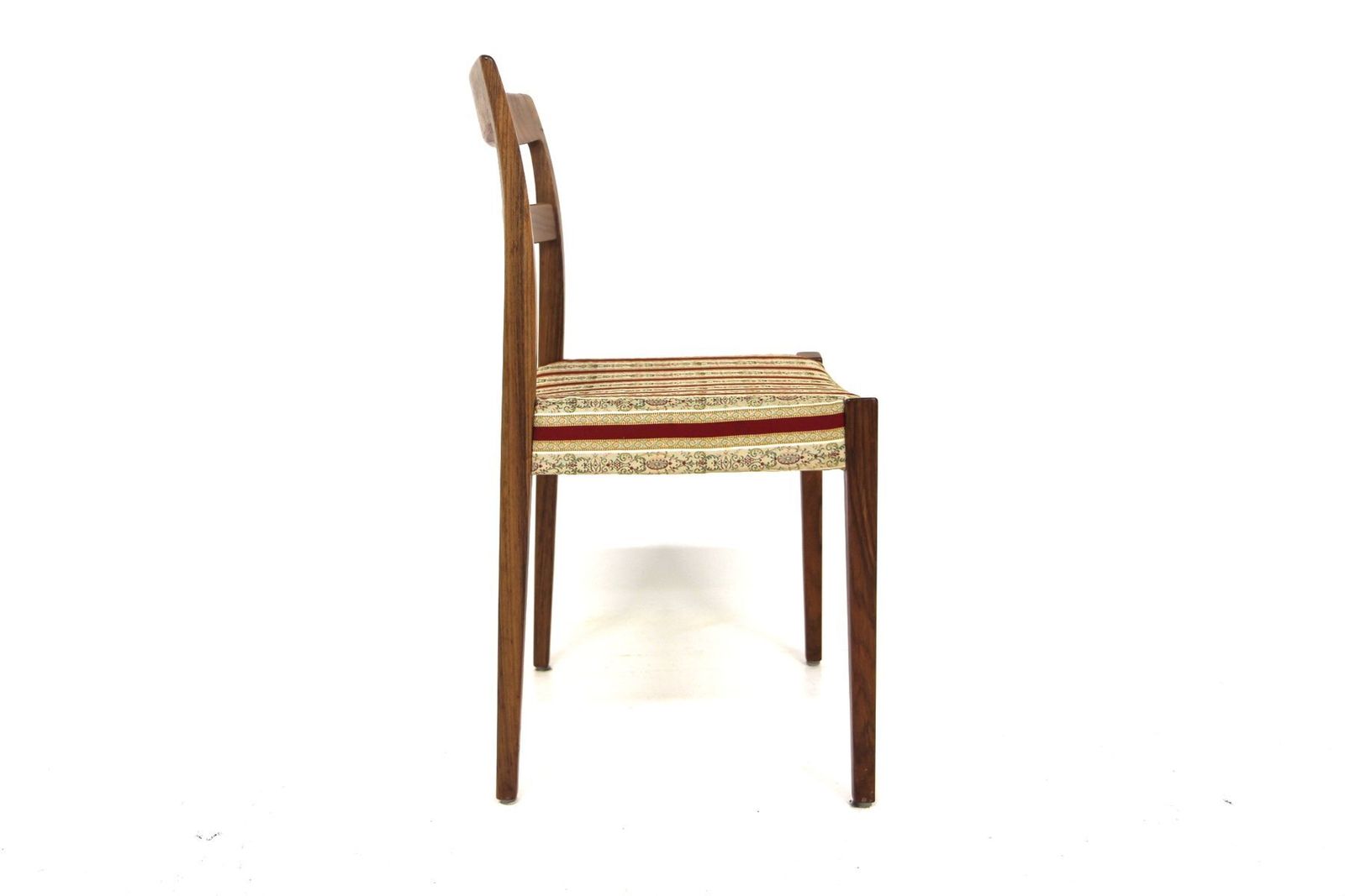 Garmi Walnut Chairs By Nils Jonsson For Troeds, Sweden, 1960, Set Of 4 photo furniture