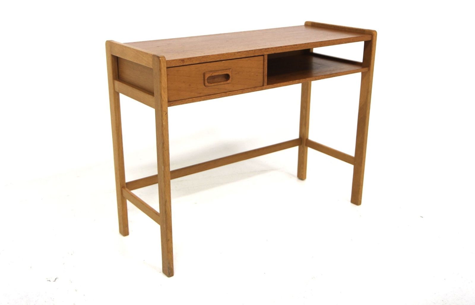 Scandinavian Teak Console Table No. 526 By Nybrofabriken For Fröseke, Sweden, 1960