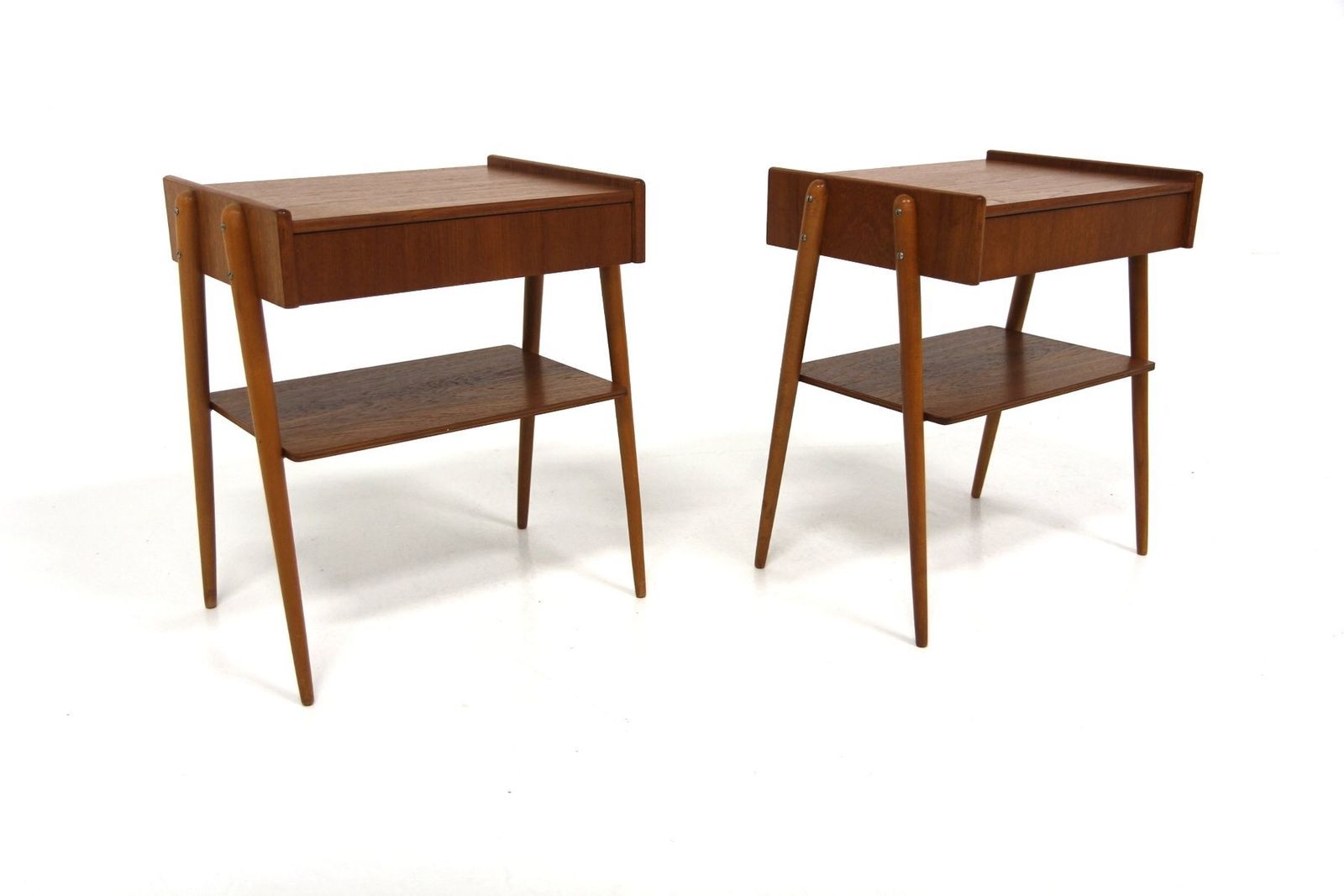 Tables de chevet en teck Carlström, Suède, années 1960, lot de 2 photo furniture