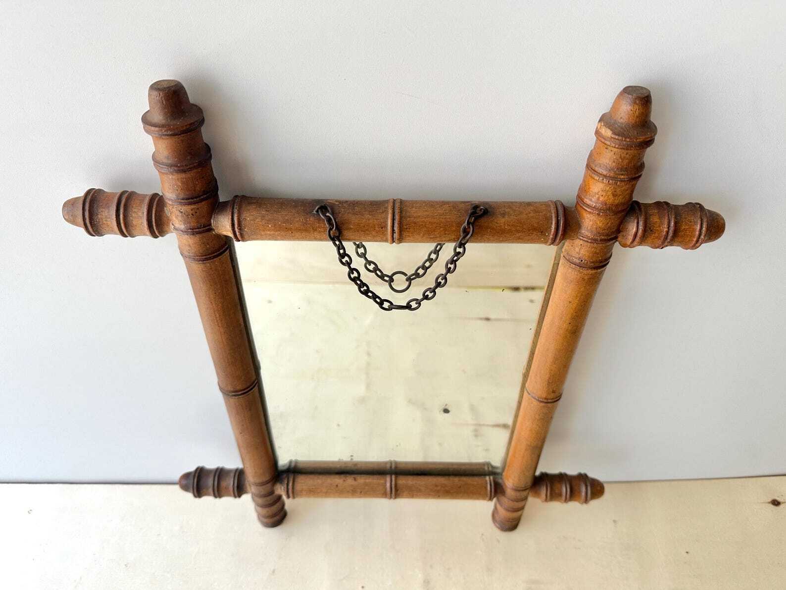 Miroir français en bois imitation bambou d'époque, XIXe siècle, 17 x 15 po photo Décoration