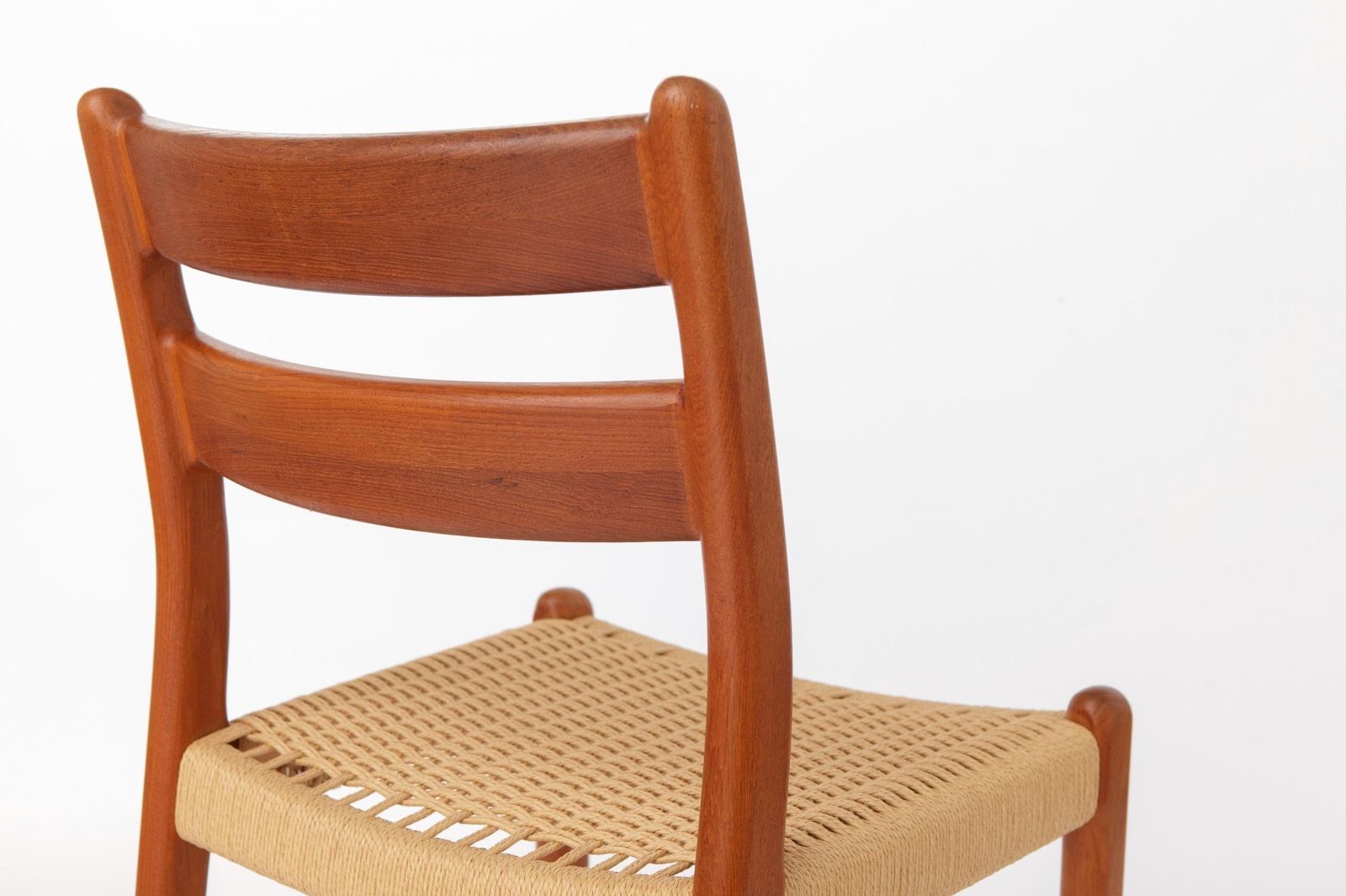 Set van 4 Deense teakhouten eetkamerstoelen van EMC Møbler, Deens koord, Denemarken, 1960s-70s photo vintage