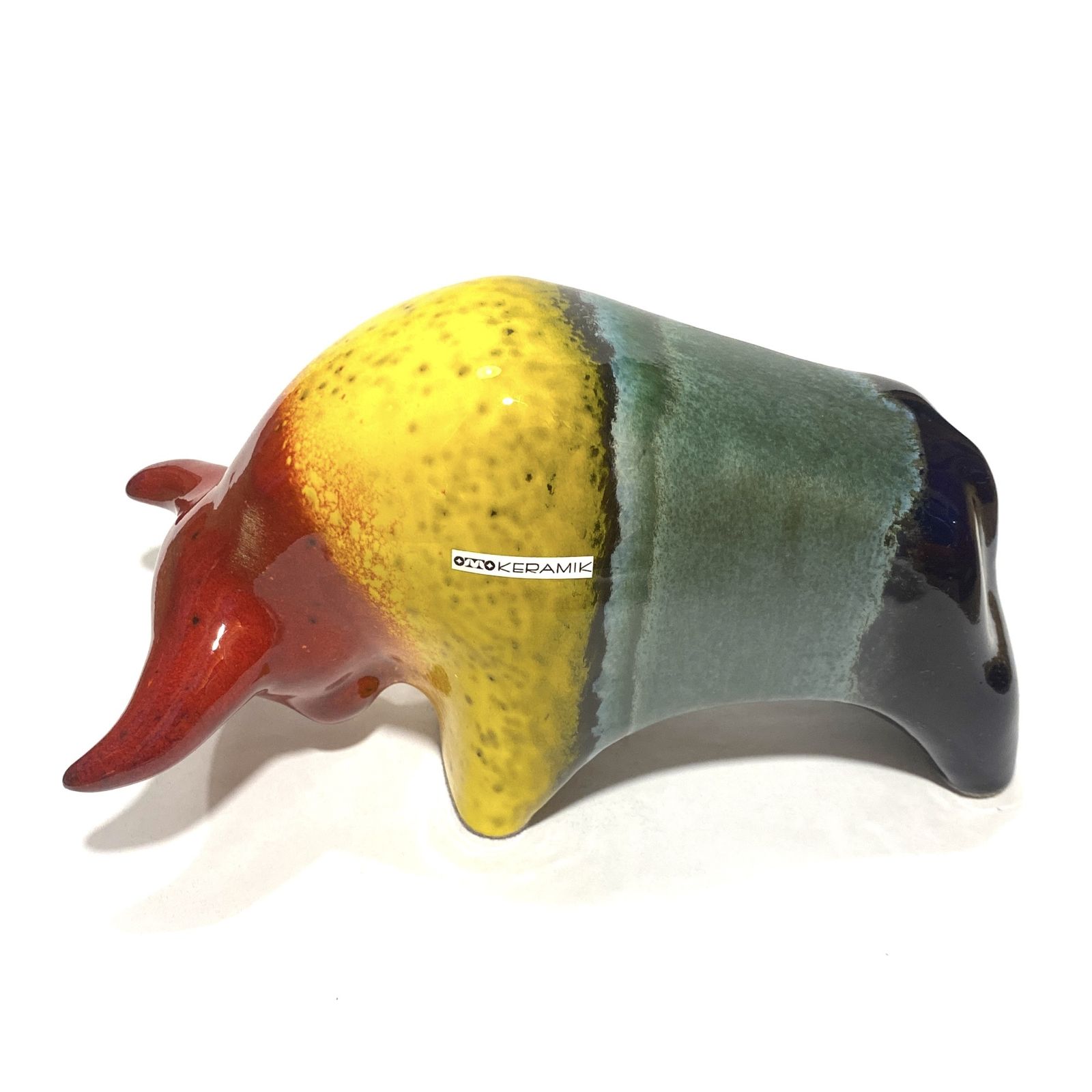 Otto Keramik Keramische Stier in Multicolour Regenboogglazuur, West German Pottery Stijl Sculptuur photo for sale