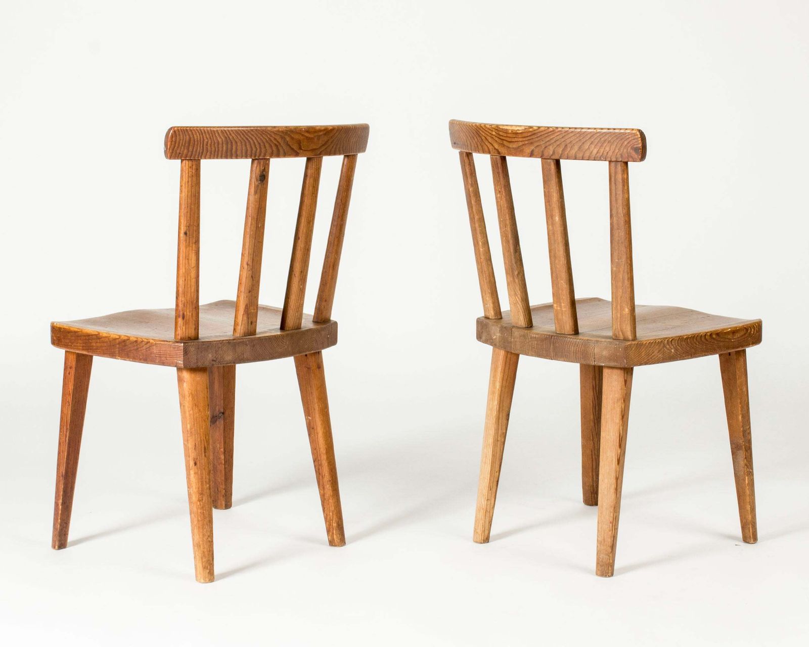 Zweedse "Utö" Stoelen van Dennenhout door Axel Einar Hjorth, Nordiska Kompaniet, jaren 1930 photo Meubels
