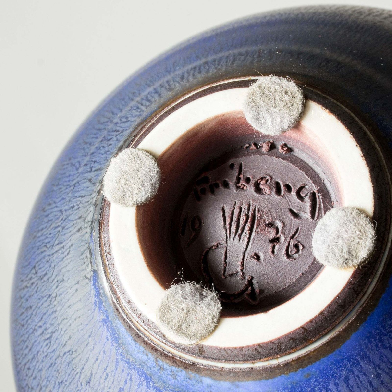 1833.0 Vase en grès mid-century par Berndt Friberg, Gustavsberg, Suède, 1976 photo