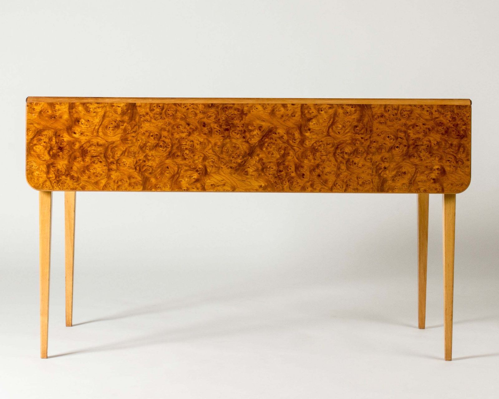 Swedish Modern tafel of consoletafel van Josef Frank, Zweden, jaren 1940/50 photo for sale