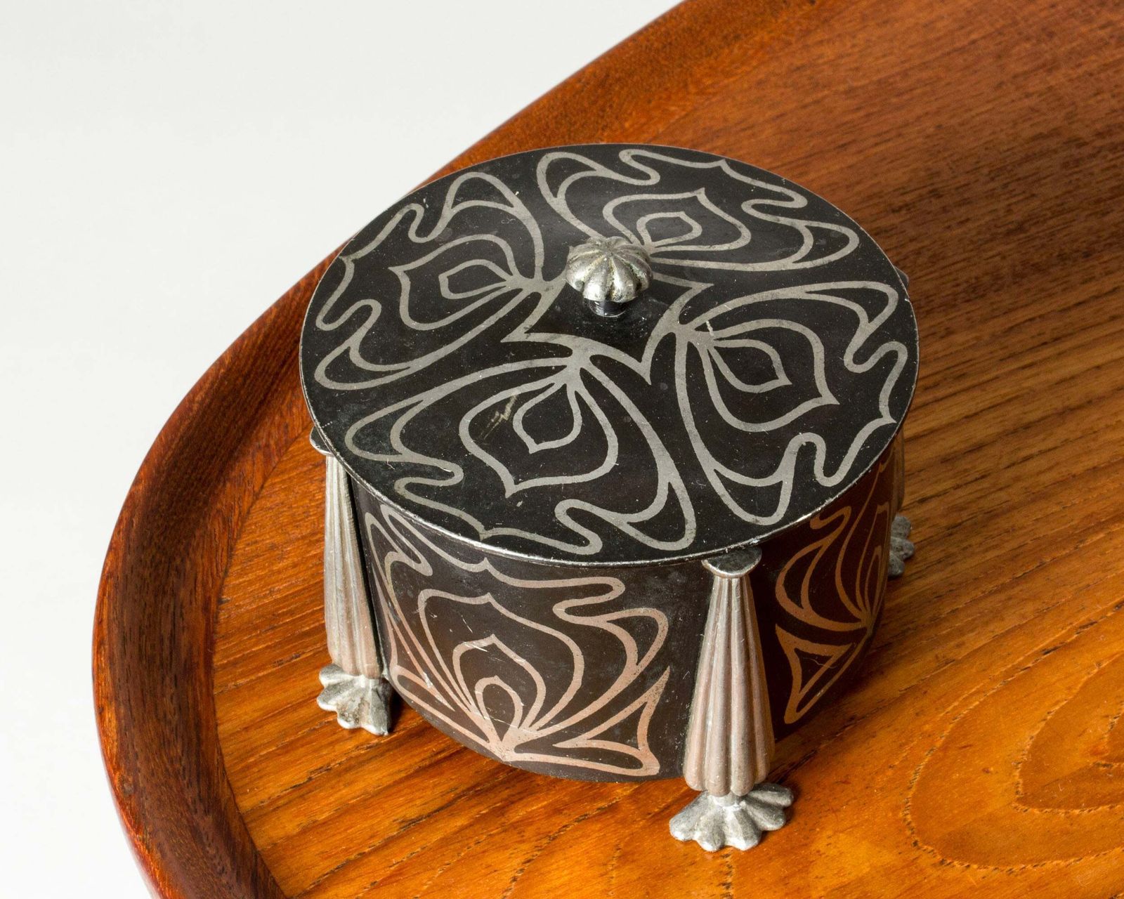 Swedish Art Nouveau Lidded Pewter Box, Stockholm, 1904 photo for sale