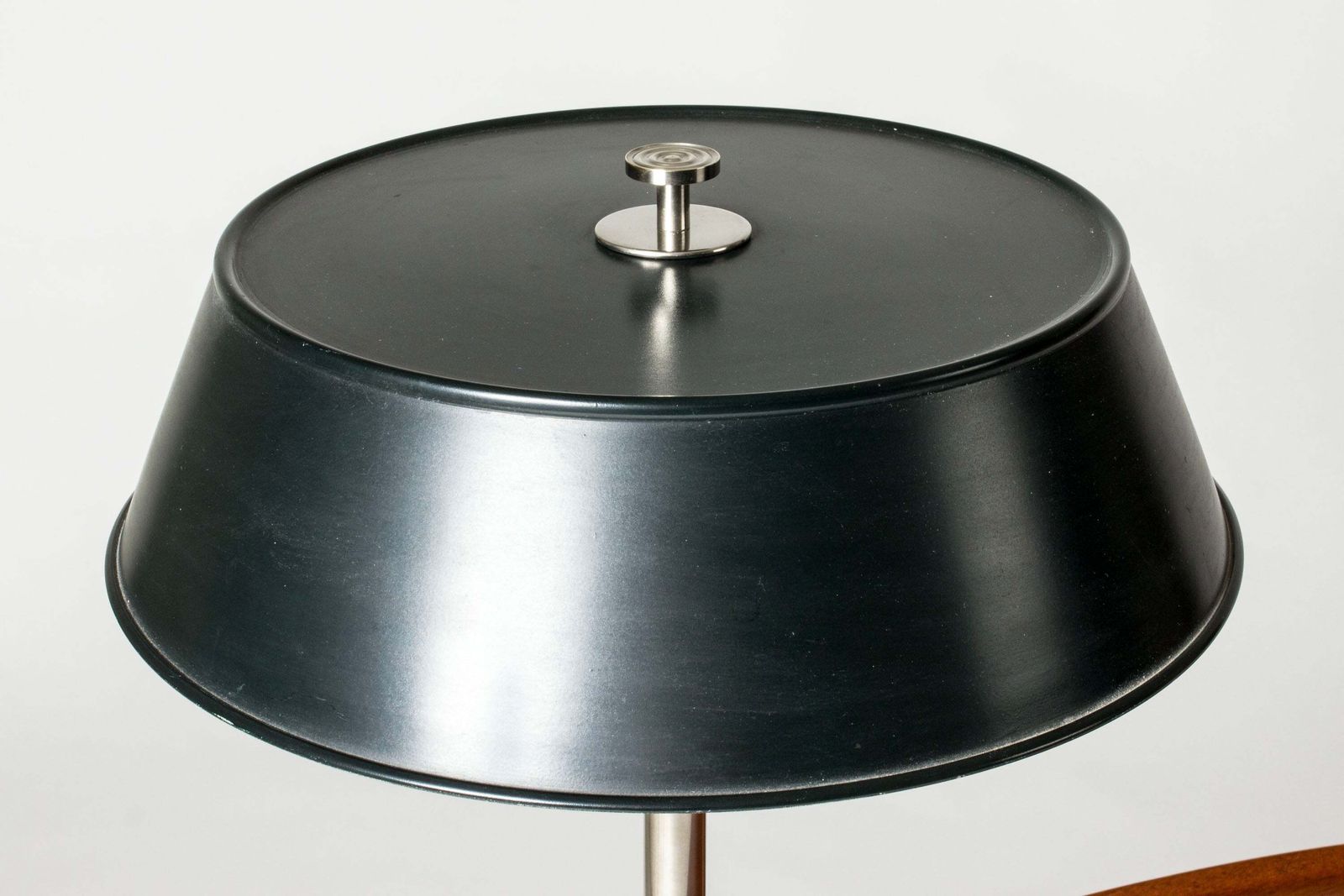 Lampe de table fonctionnaliste par Harald Notini, Böhlmarks, Suède, années 1930 photo Luminaires