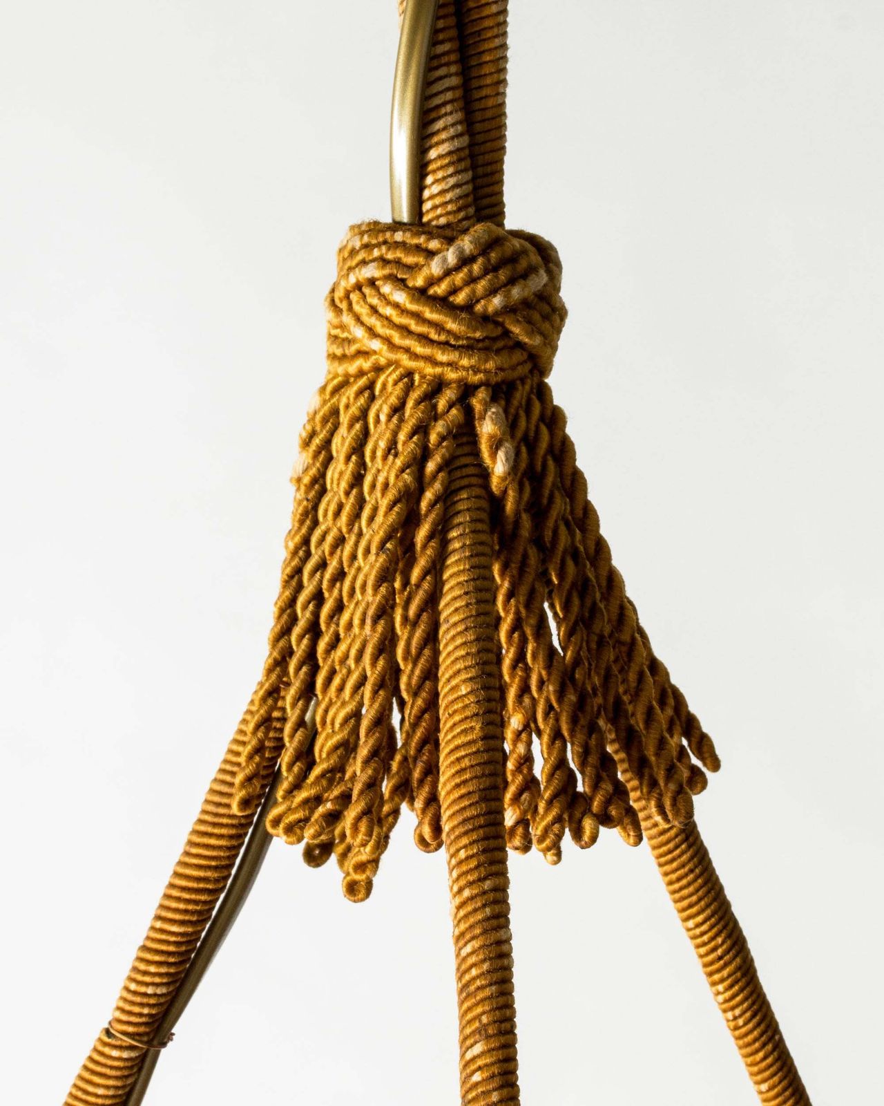 photo furniture Suspension Swedish Grace en albâtre, années 1920