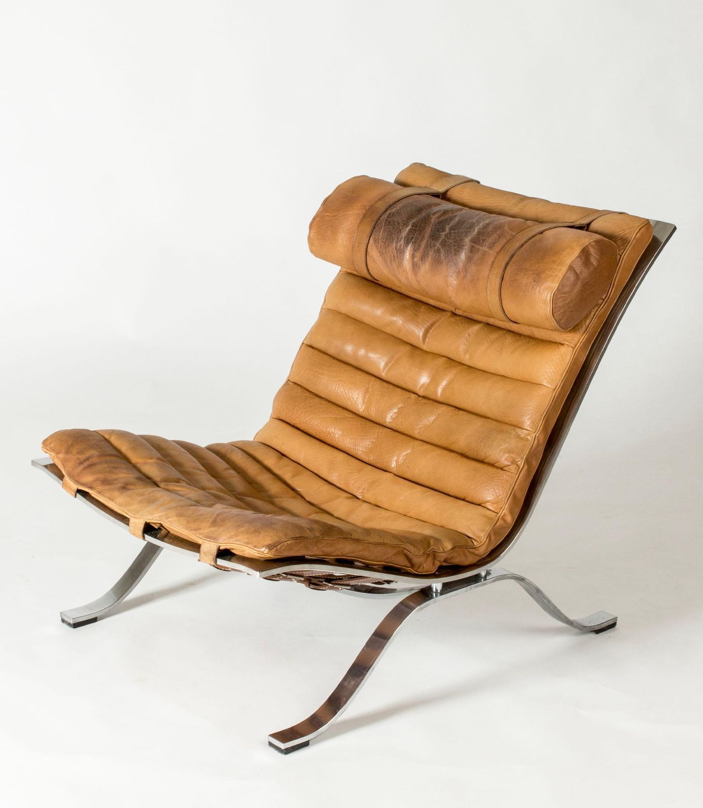 Fauteuils lounge mid-century modern « Ari » par Arne Norell, Suède, années 1960 photo vinterior