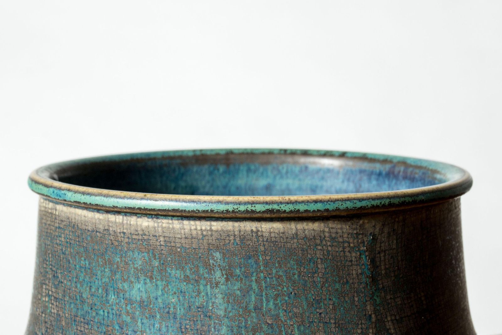 Vase en grès mid-century par Stig Lindberg, Gustavsbergs Studio, Suède, 1963 photo vinterior
