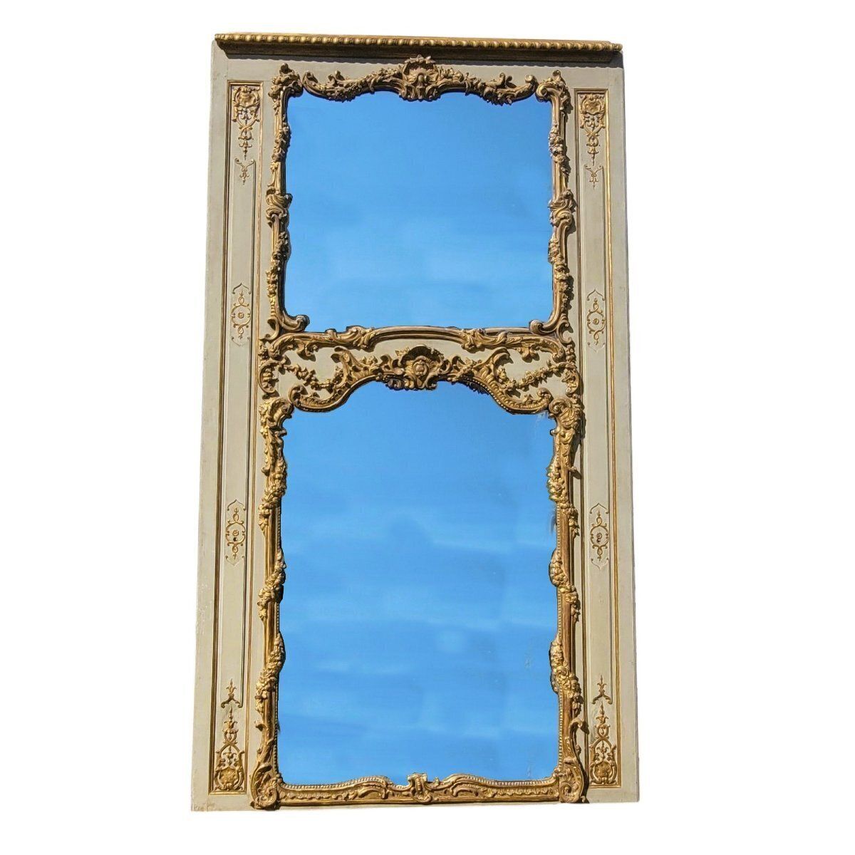 Grand trumeau de style Louis XV en bois doré et laqué, XIXe siècle