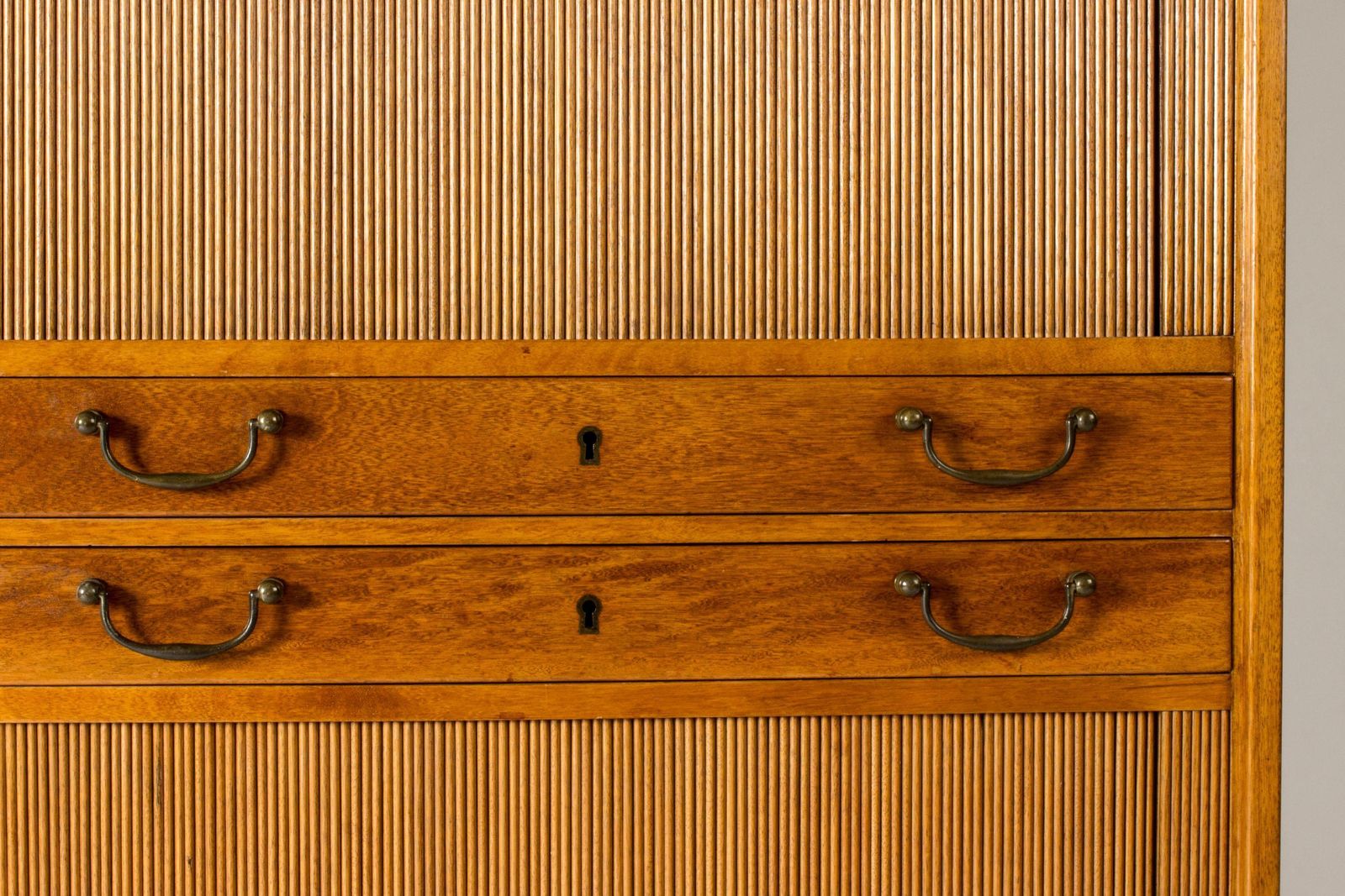 Cabinet scandinave moderne en acajou, par Ole Wanscher, Danemark, années 1940 photo vintage