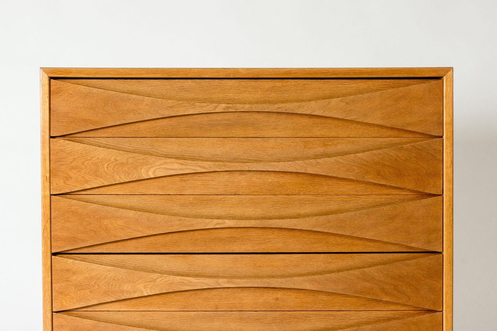 Commode scandinave moderne en chêne, par Niels Clausen, années 1960 photo 5895.0