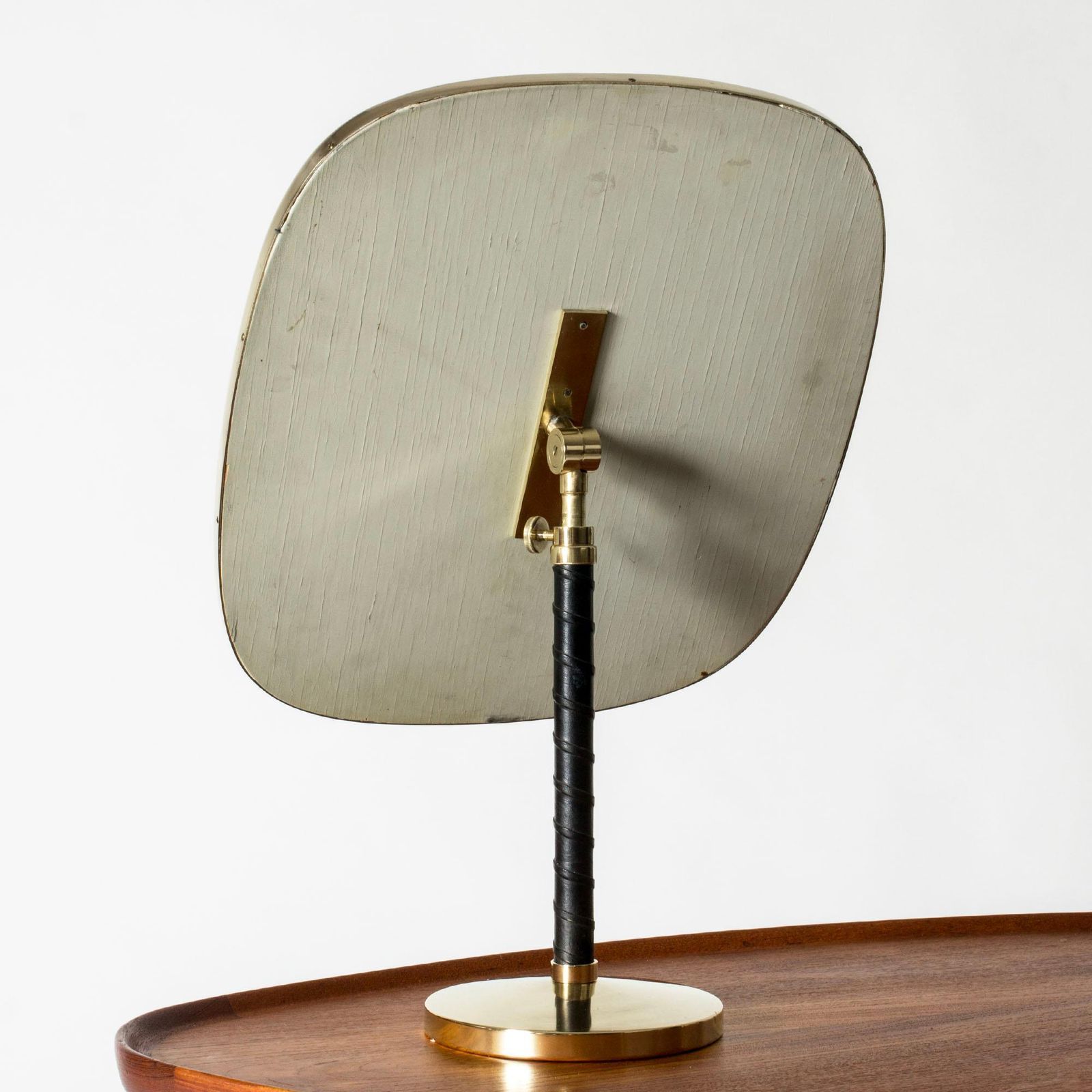 Modernistische tafelpiegel van David Rosén voor Nordiska Kompaniet, Zweden, ca. jaren 1950 photo Woonaccessoires