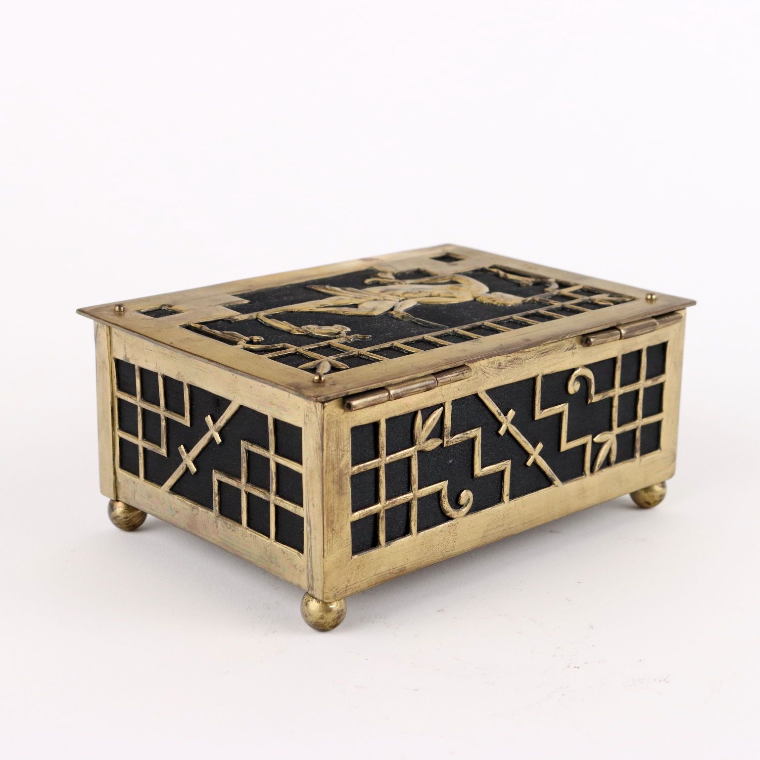 photo for sale Art Deco Casket Brons Stof Europa jaren 1920-30