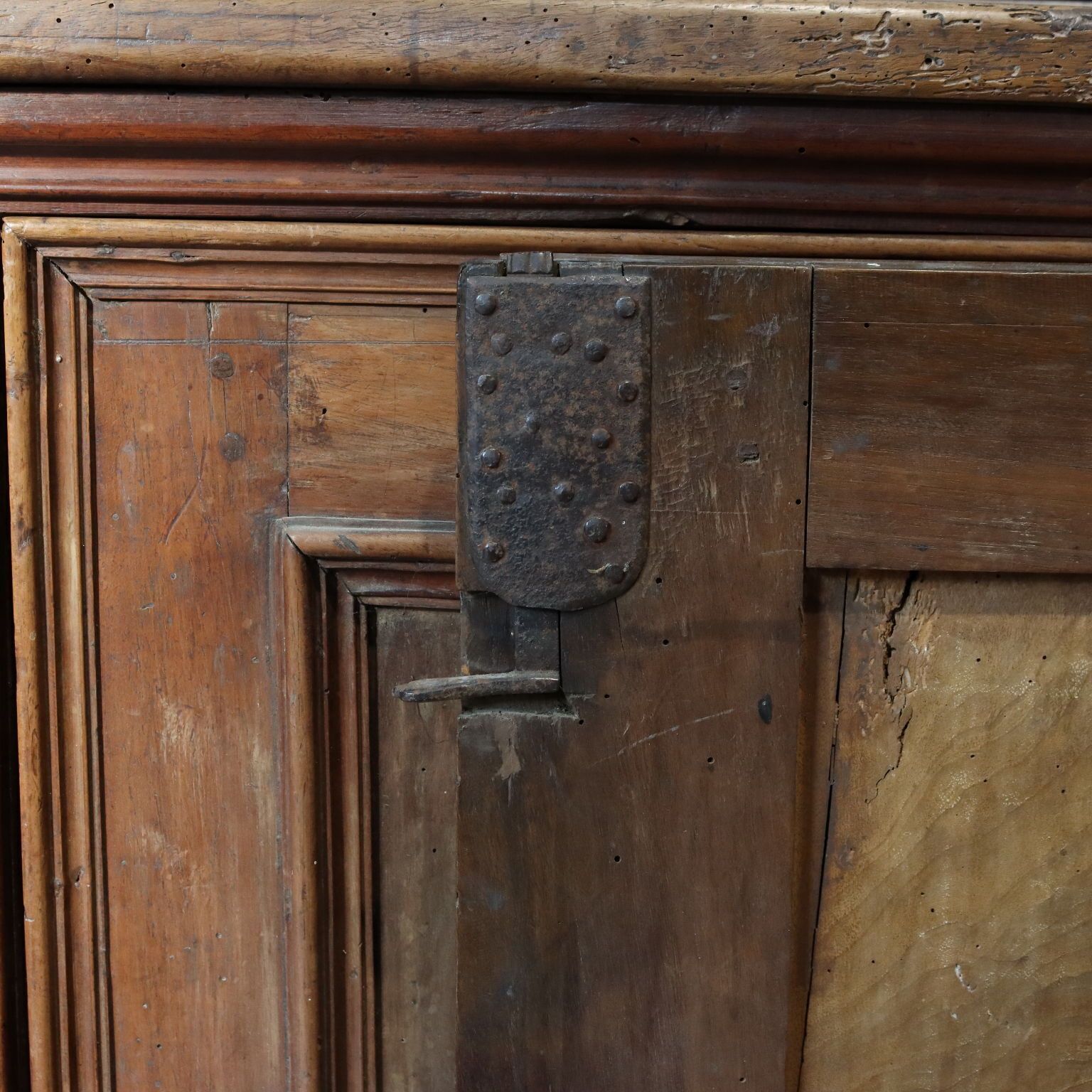 photo vinterior Large Two Part Sideboard   Lombardy, Mid 18th Century