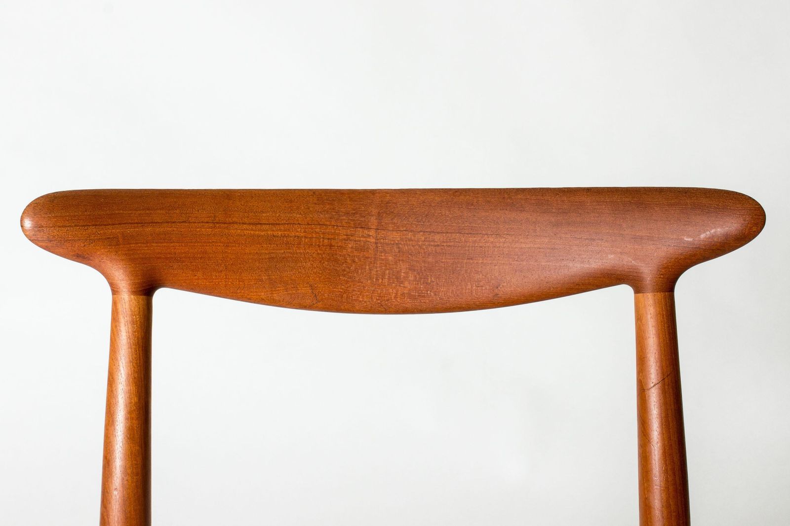 Mid-Century Modern "W2" eetkamerstoelen van Hans J. Wegner, Denemarken, jaren 1960 photo vinterior