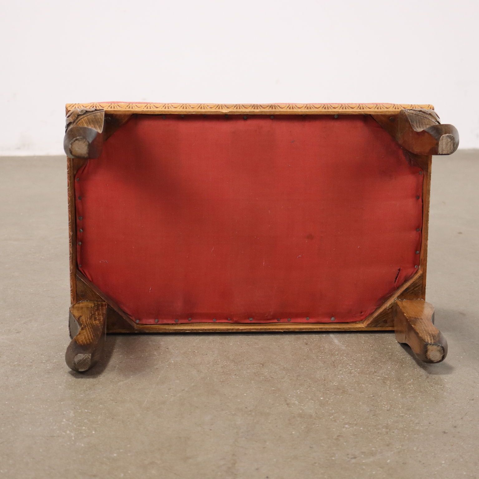 Mobilier Fauteuil d'époque en noyer et tissu avec repose-pieds, XIXe siècle photo